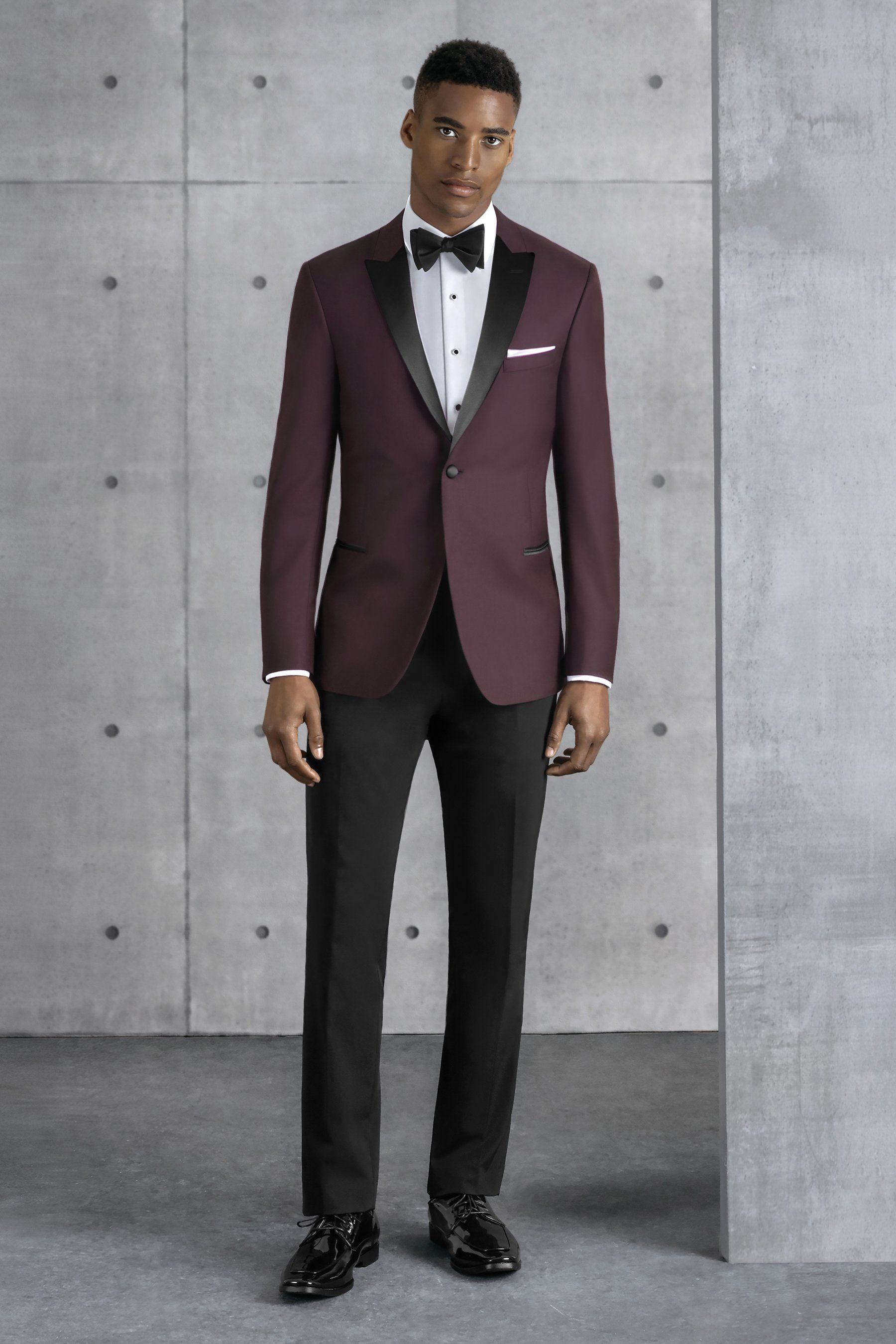 Best Designer Slim Fit Tuxedo Suit for Rent at Value
