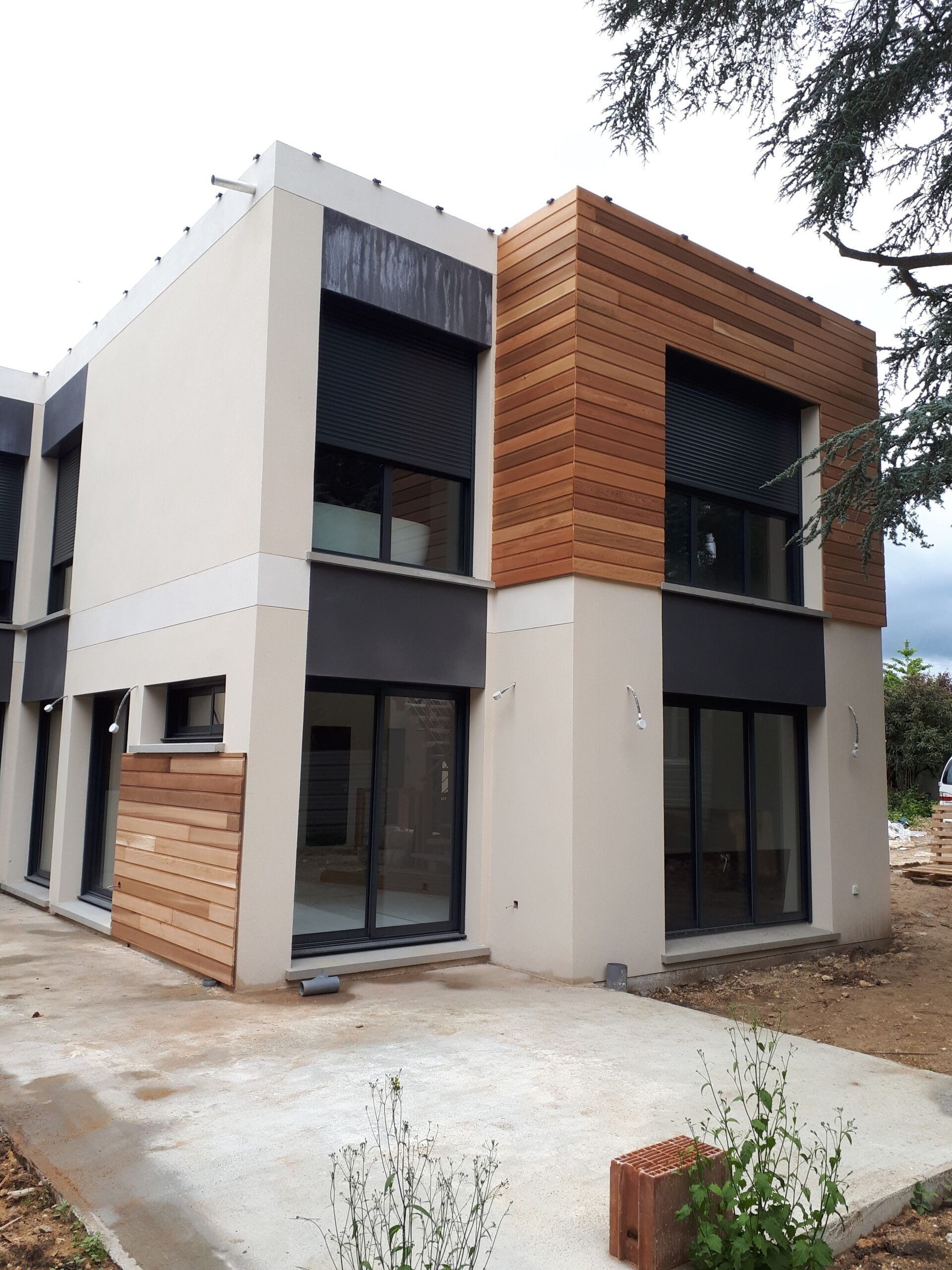 fenetre et porte sur mesure de marque SWAO