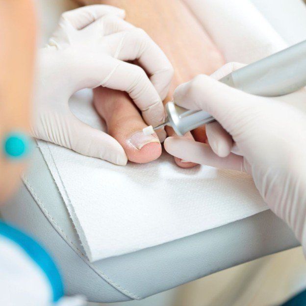 Fachgerechte Fußpflege vom Profi Fachgerechte Fußpflege ist wichtig!