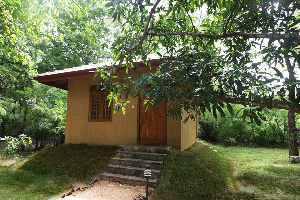 Bissa Villa private lodge double Habarana