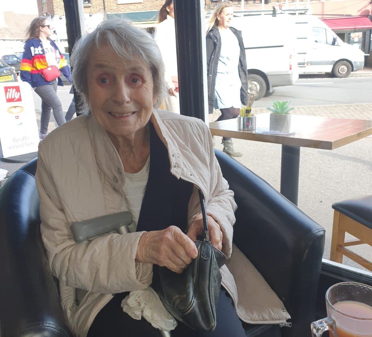 Customer at cafe with carer