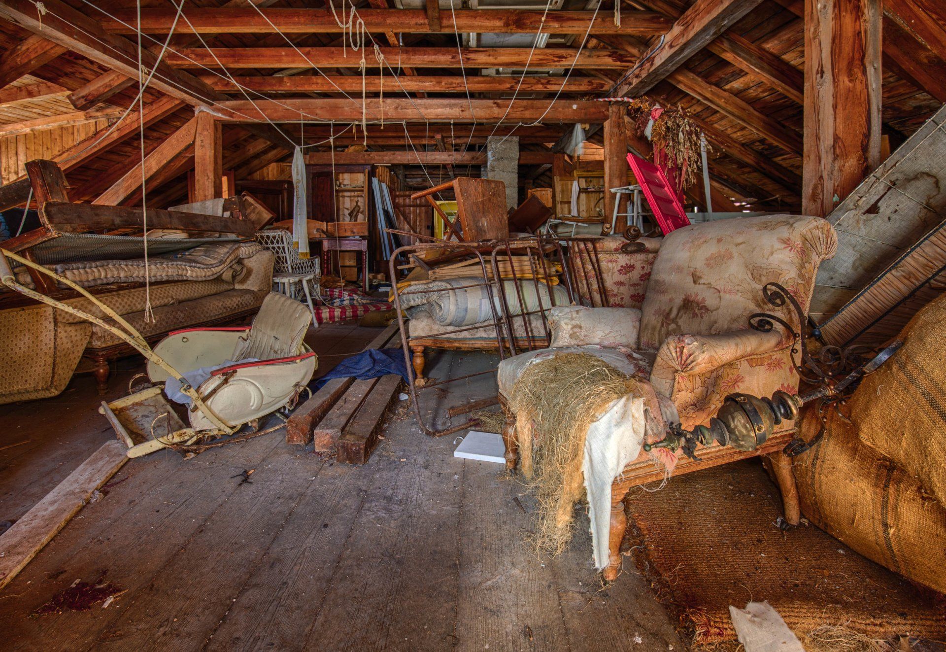 Dachboden entrümpeln in Mendig