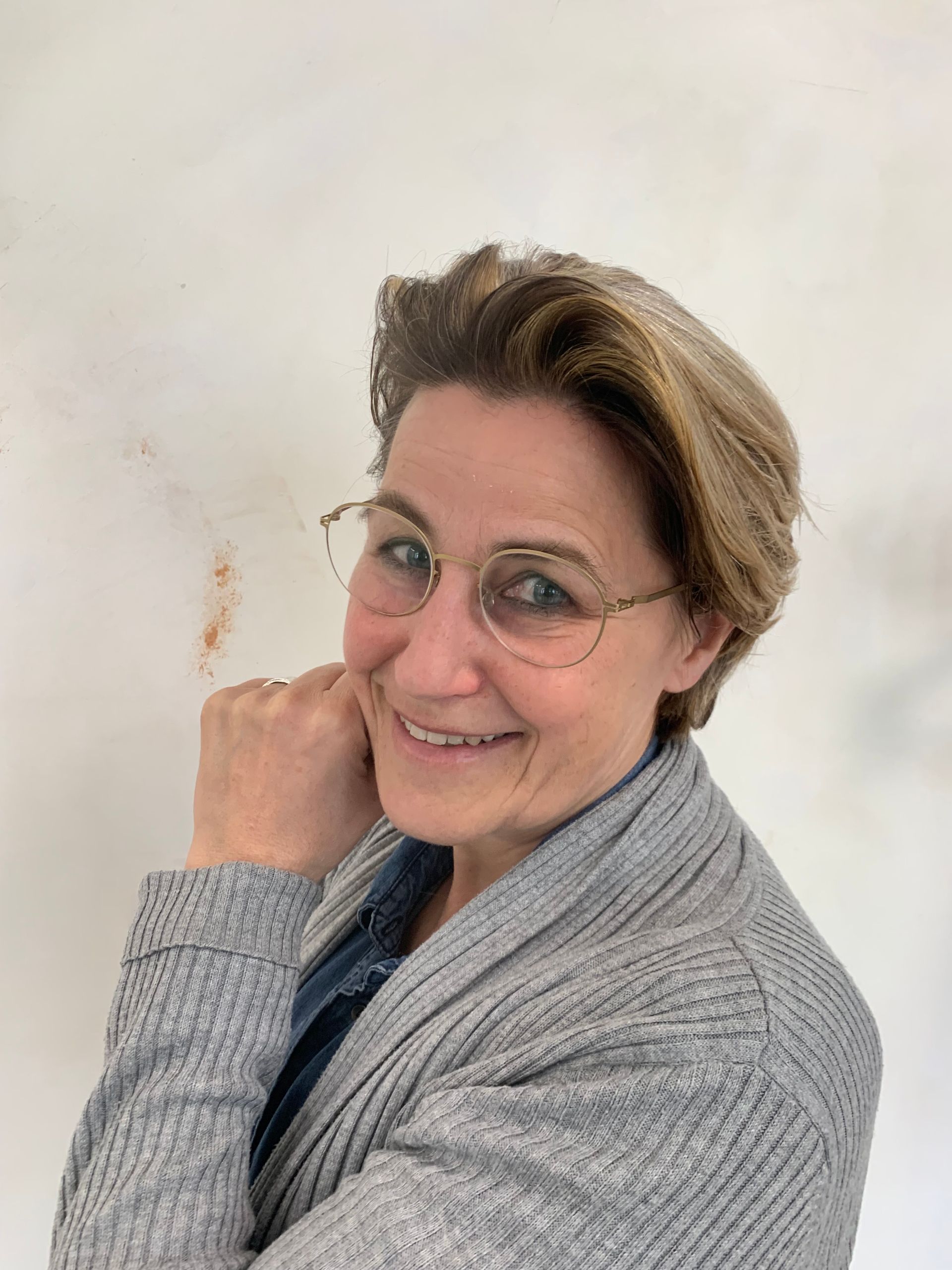 Fachärztin und Diplom-Sportlehrerin
Dr. med. Astrid Offer, Köln