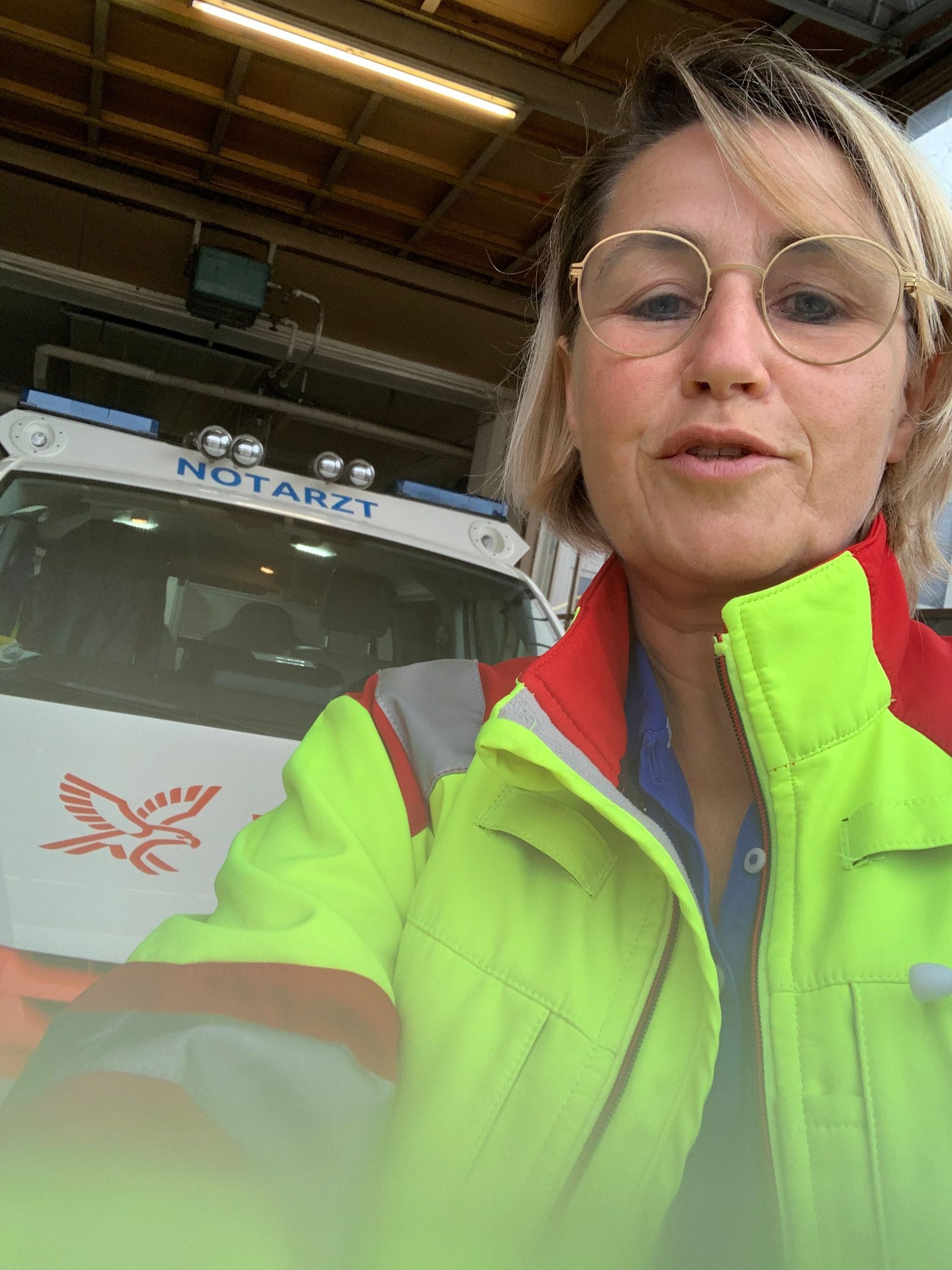 Dr. med. Astrid Offer - Honorarnotärztin