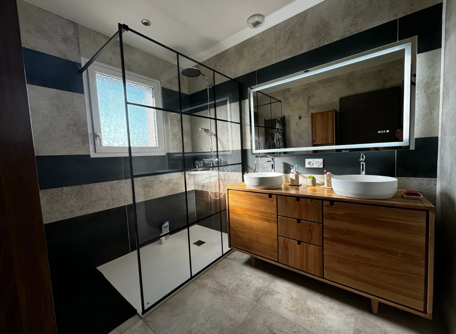 Réalisations-avant/après-salle de bain-chambres-dressing-Natacha Labruyere-Roanne-Mâcon