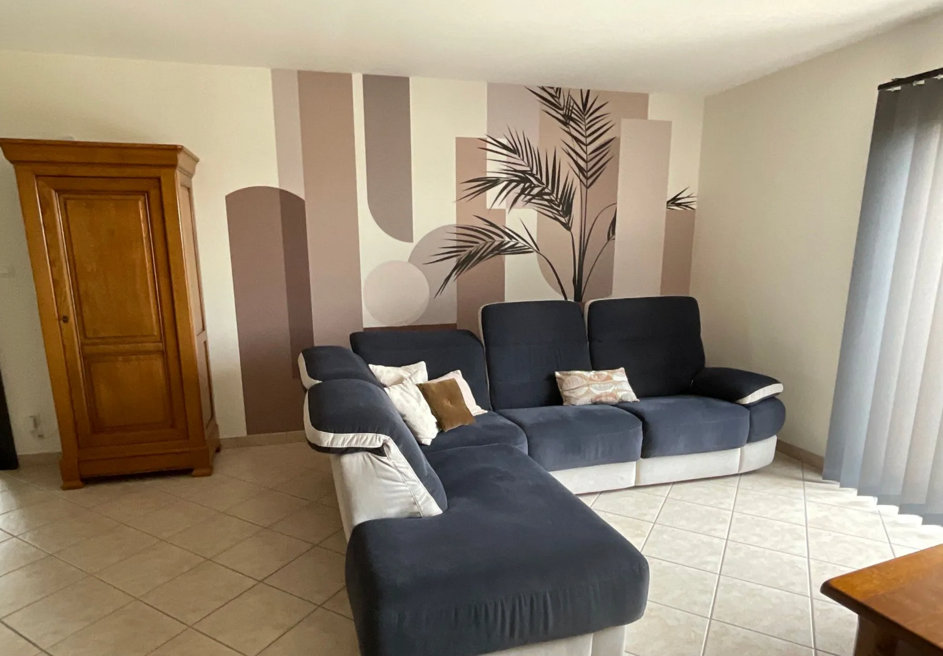 Bureau avant travaux de décoration à La Clayette (71)