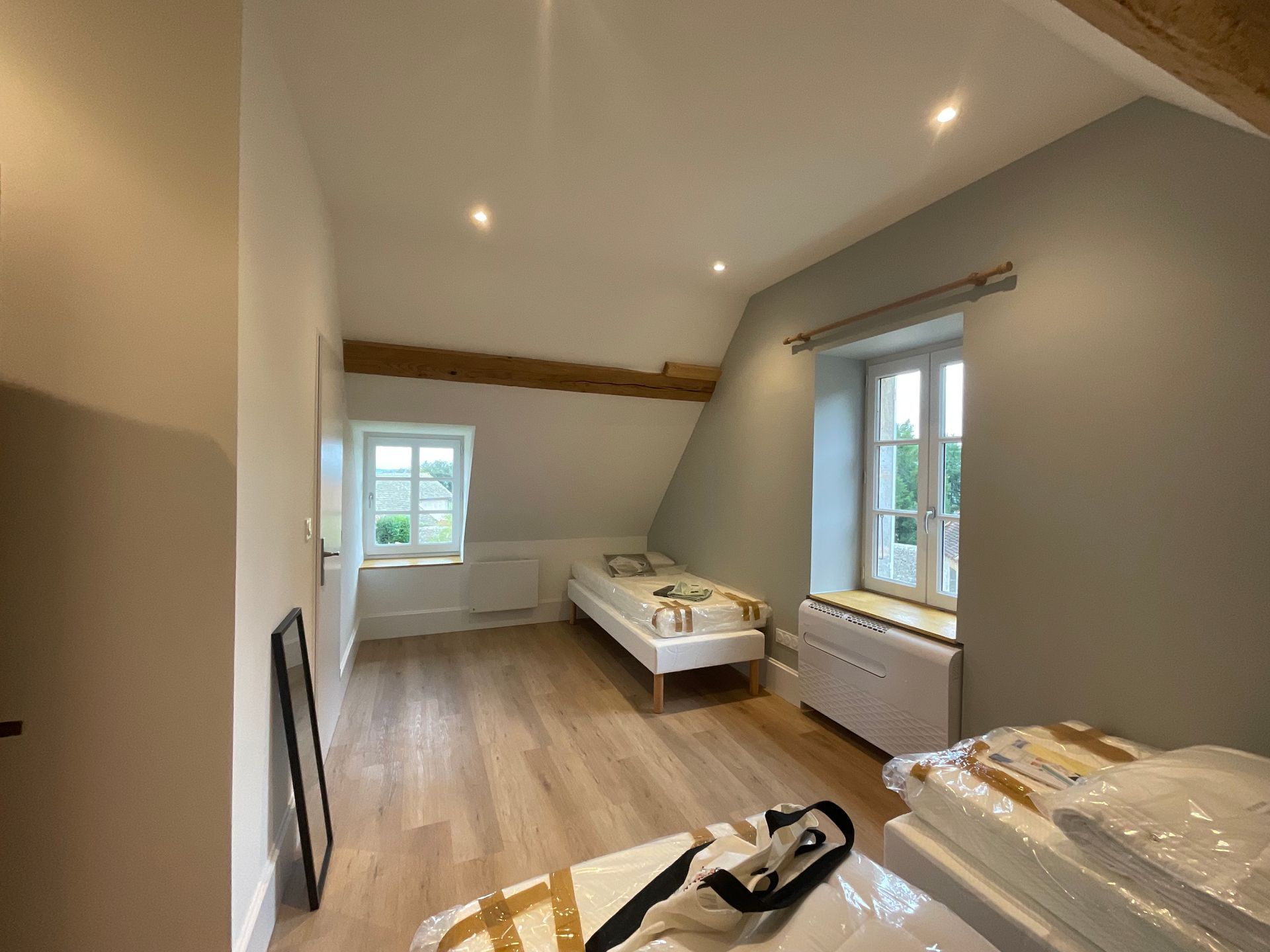 Rénovation d'un gîte à St-BONNET-de-JOUX (71)