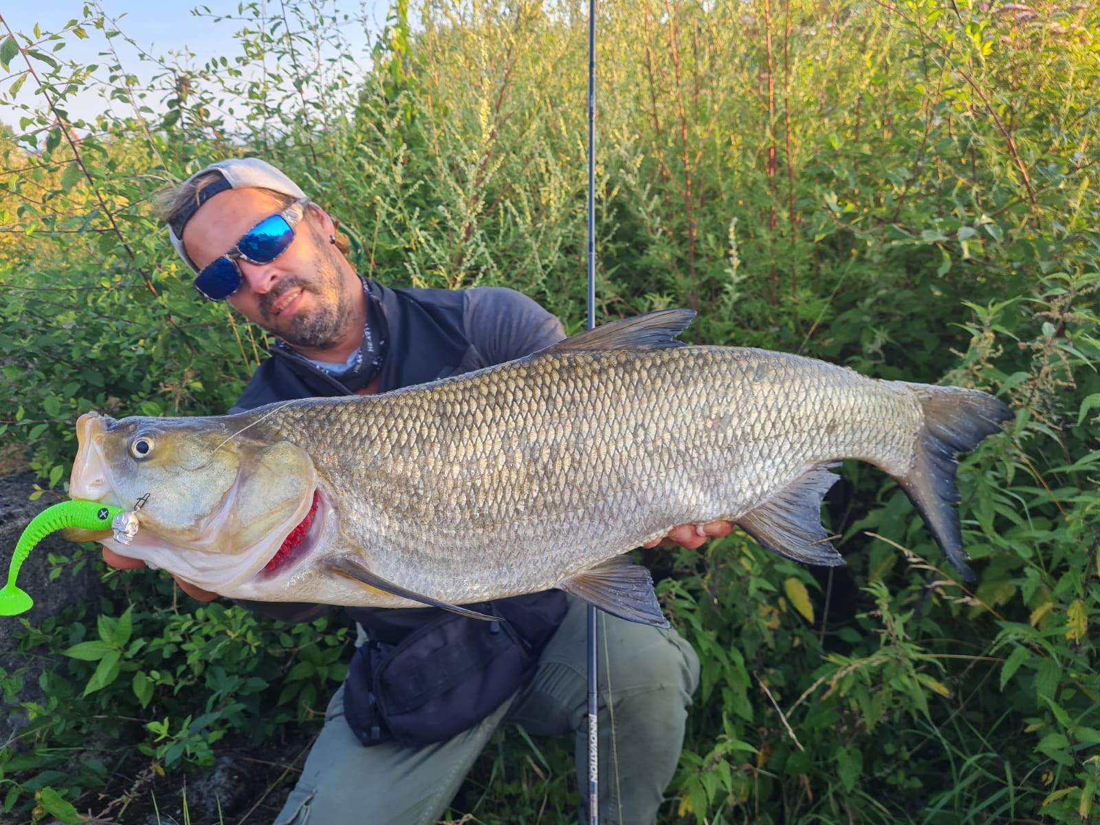 Dirk Ostrowski mit Q-Jig Rapfen