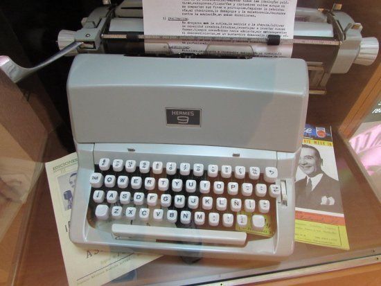 guion radiofonico ejemplo 2024