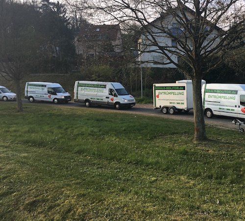 Unsere Entrümpelung und Entsorgungsfahrzeuge in Rotenburg Fulda.