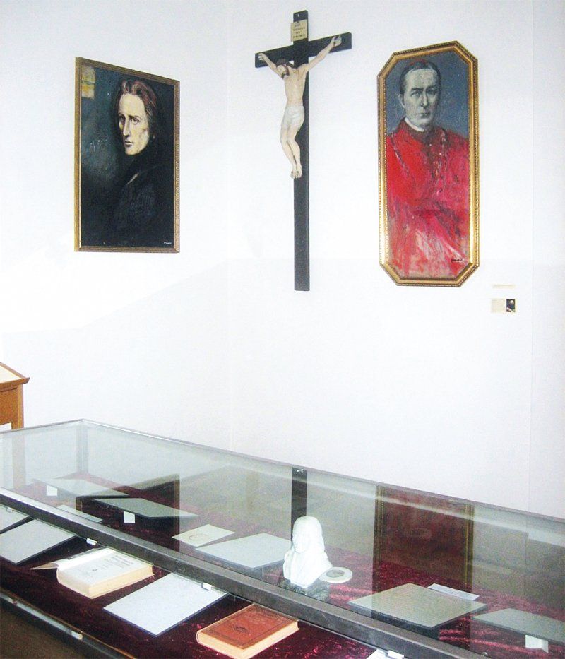 Liszt-Raum auf Schloss Schillingsfürst mit Bilder von Franz Liszt und Kardinal Gustav Adolf zu Hohenlohe Schillingsfürst nach Gemälden von Reiner Grunwald