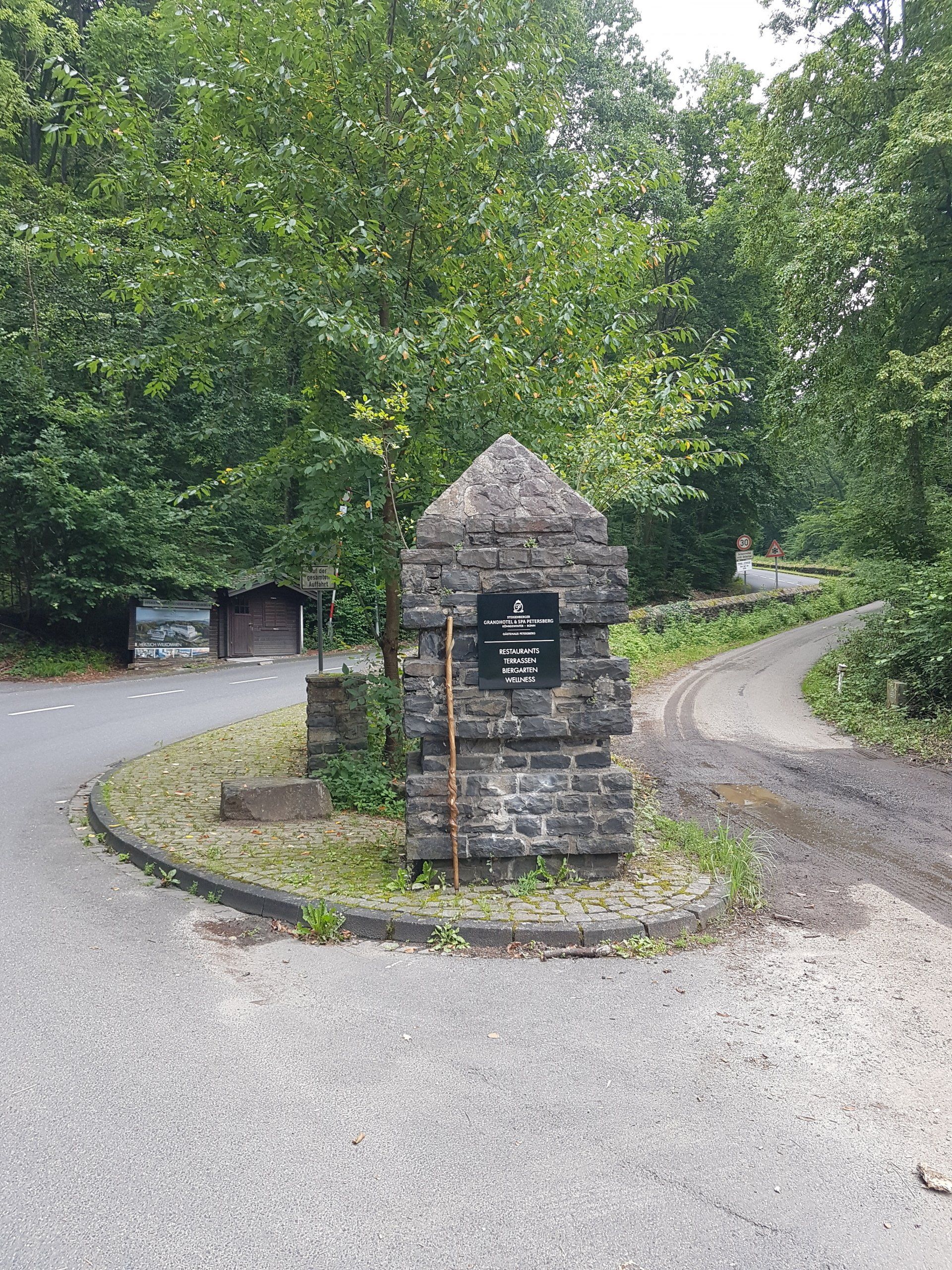 Auffahrt zum Petersberg, Königswinter