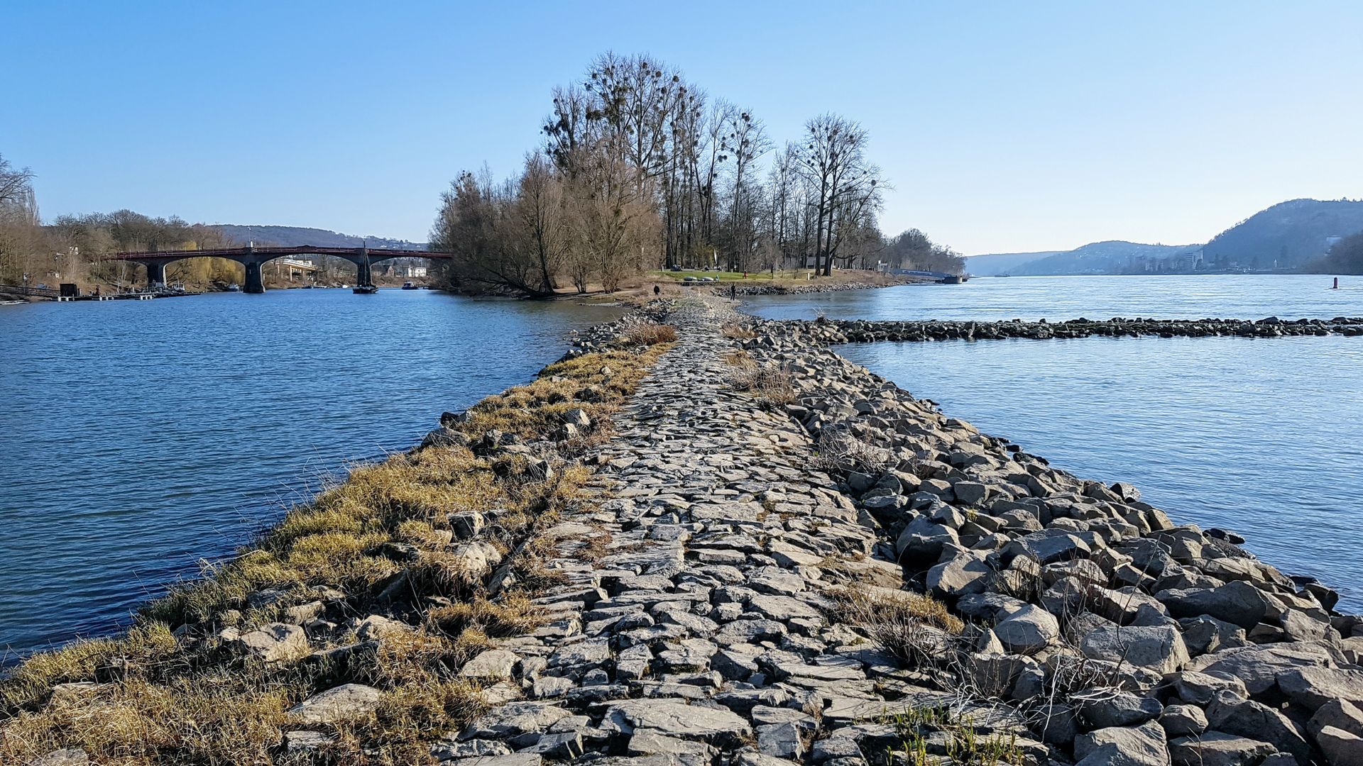 Auf der nördlichen Buhne. Blick nach Süden