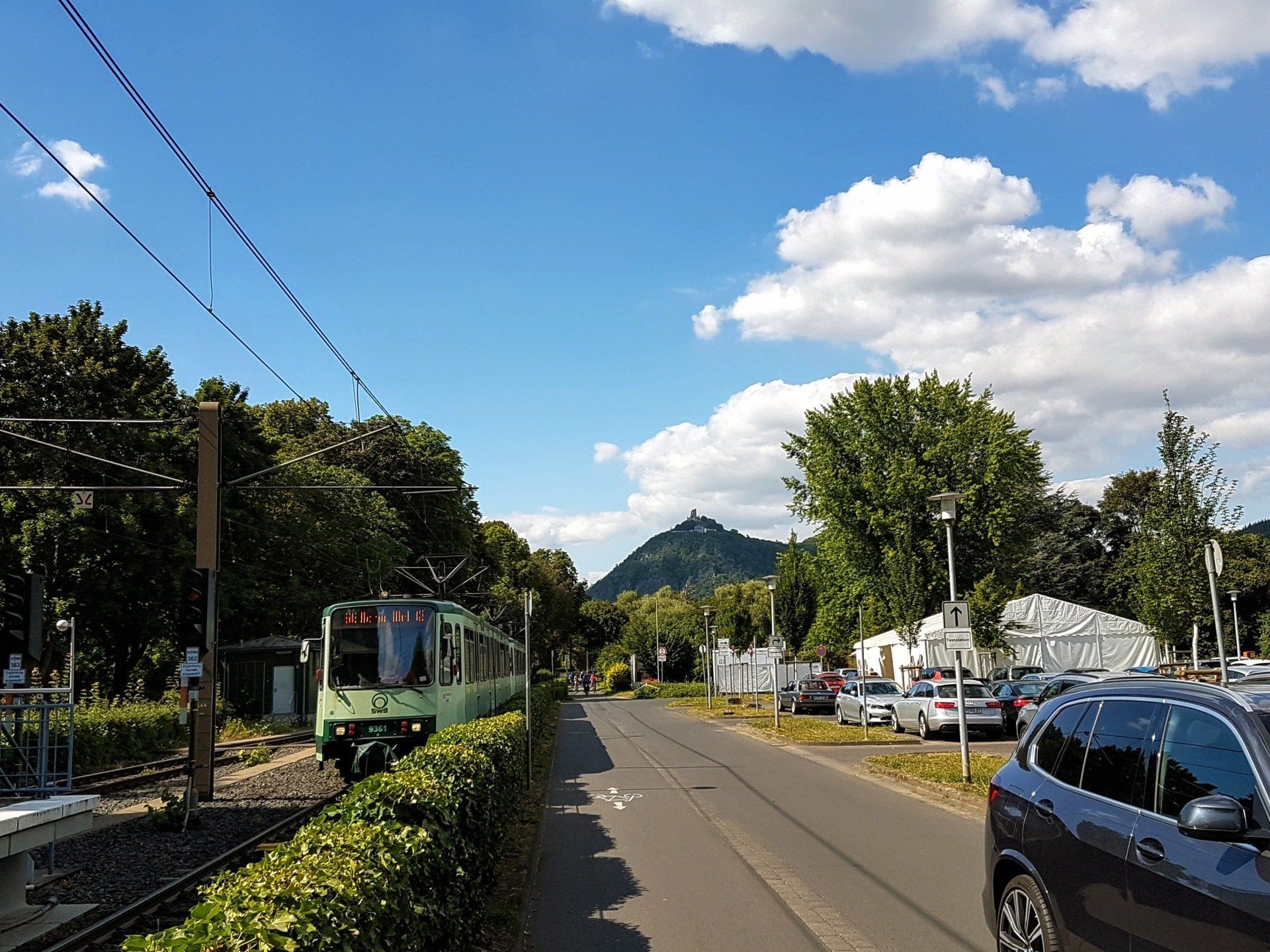 ÖPNV, Radweg, Parkplätze am Treffpunkt Grafenwerth