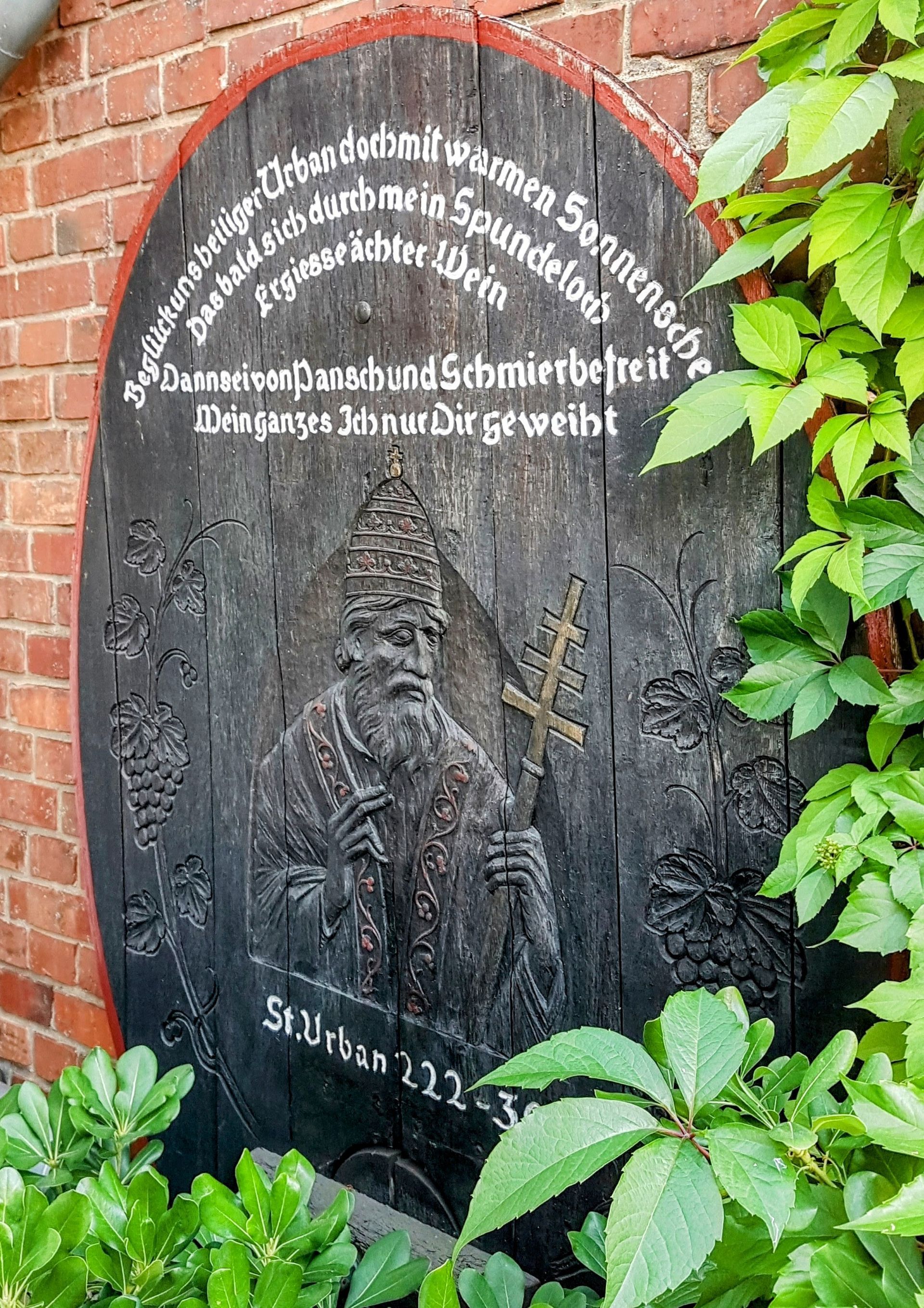 Geschnitzter Weinfass Deckel, Böllchen