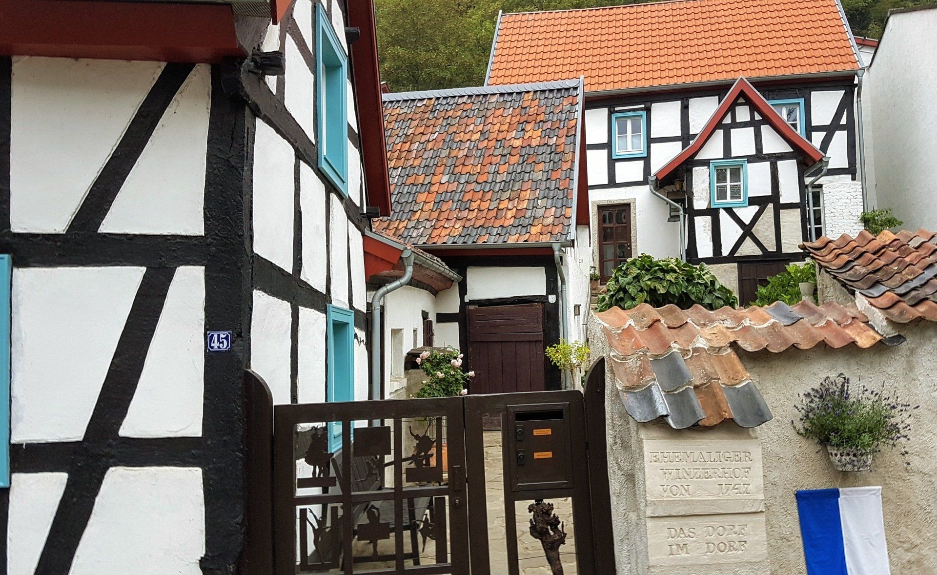 Das Dorf im Dorf, Rhöndorf