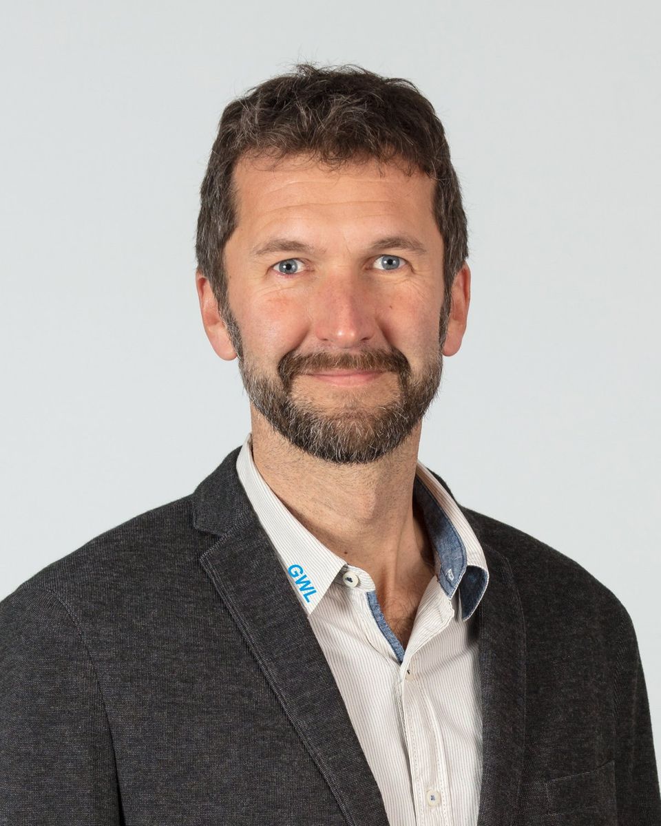 Tobias Schneider Tobias Schneider