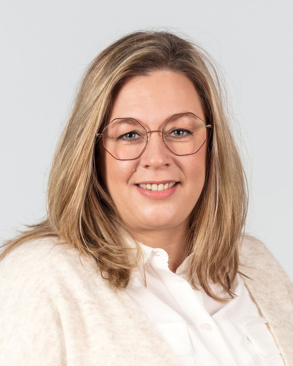 Linda Schultheis Linda Schultheis