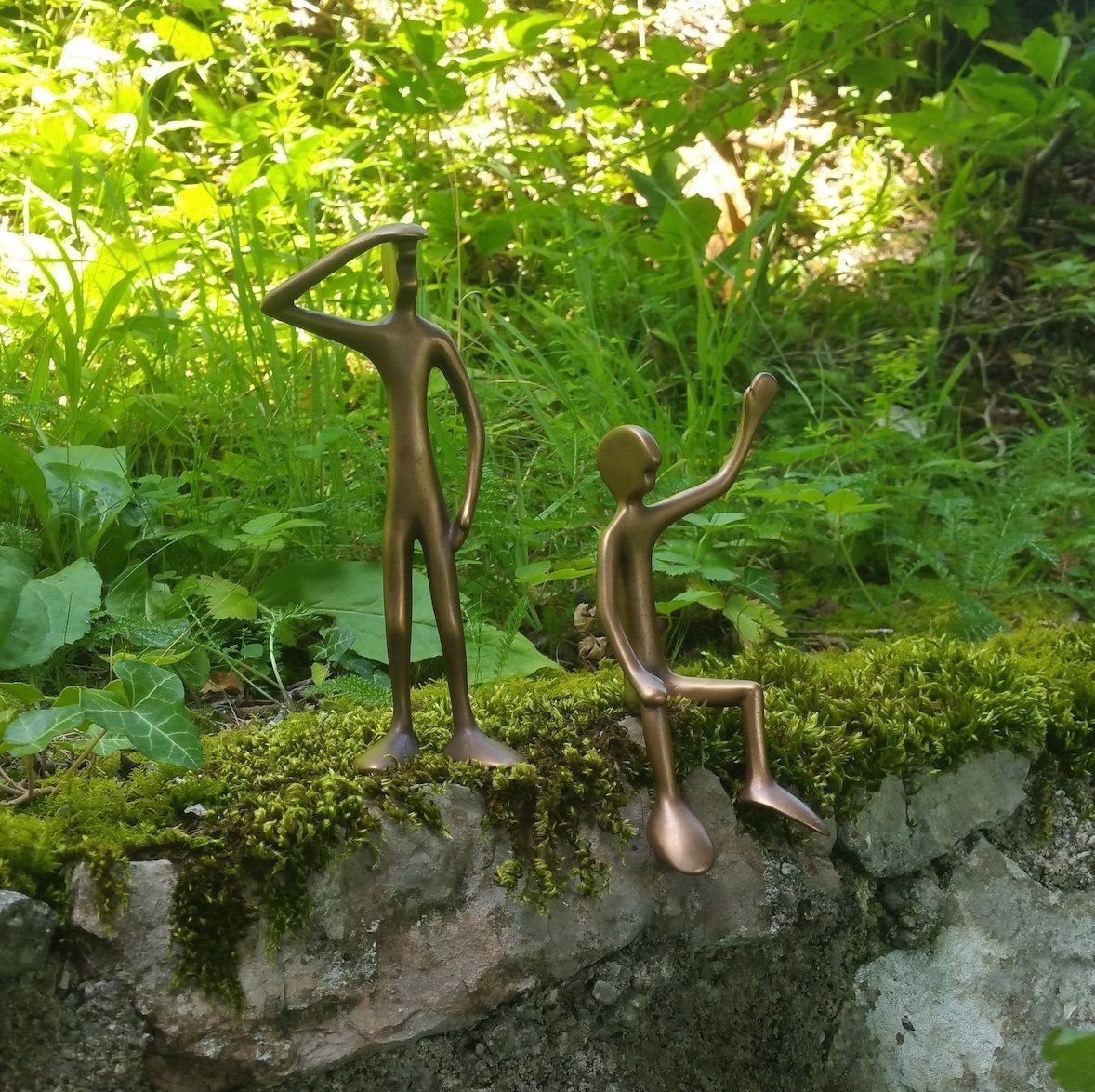 Das Bild zeigt, was eine Kundin/ein Kunde mit einer Figur der Serie Friends von Bildhauer Oliver Pohl selber gebaut hat.