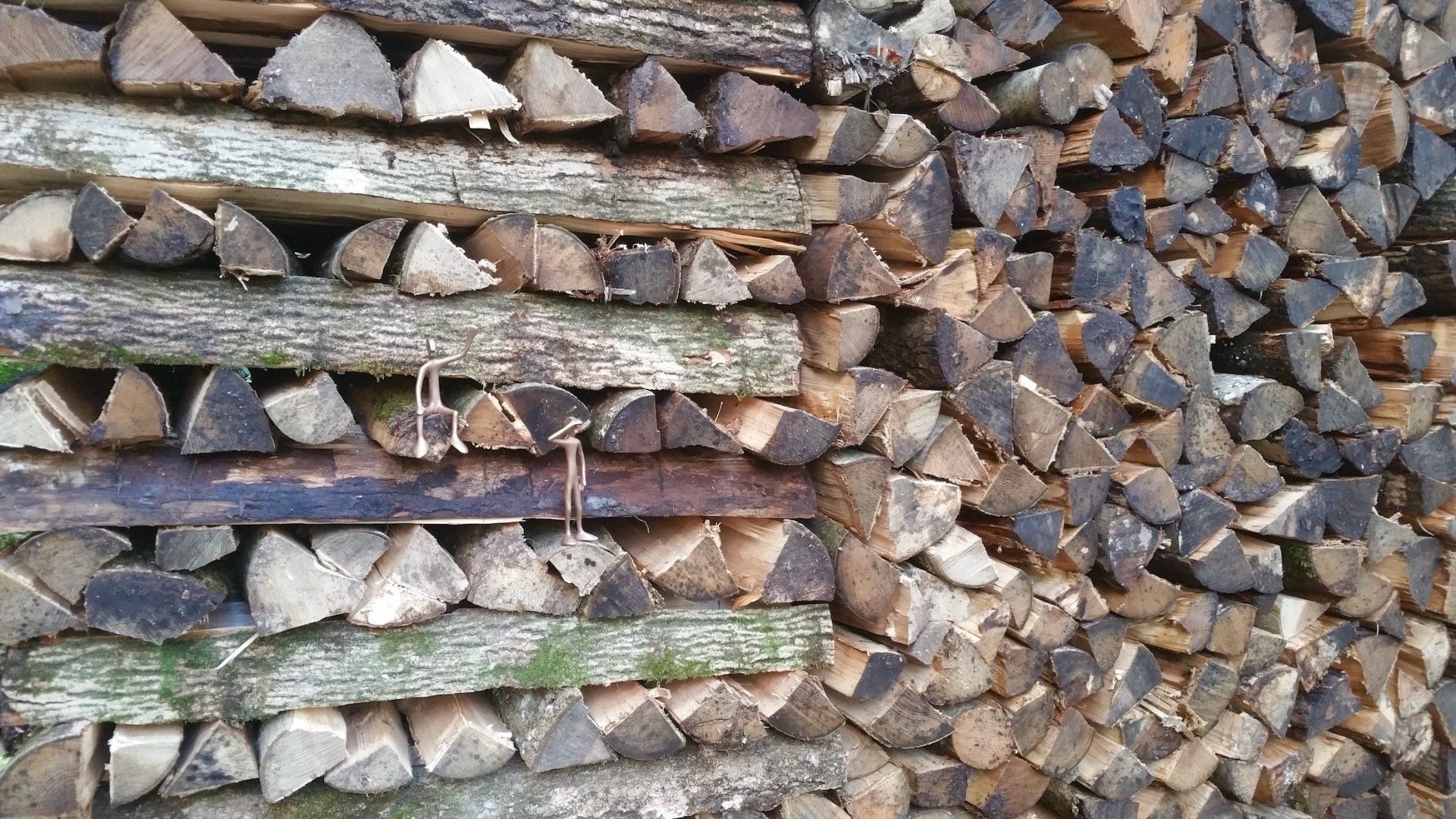 Das Bild zeigt, was eine Kundin/ein Kunde mit einer Figur der Serie Friends von Bildhauer Oliver Pohl selber gebaut hat.