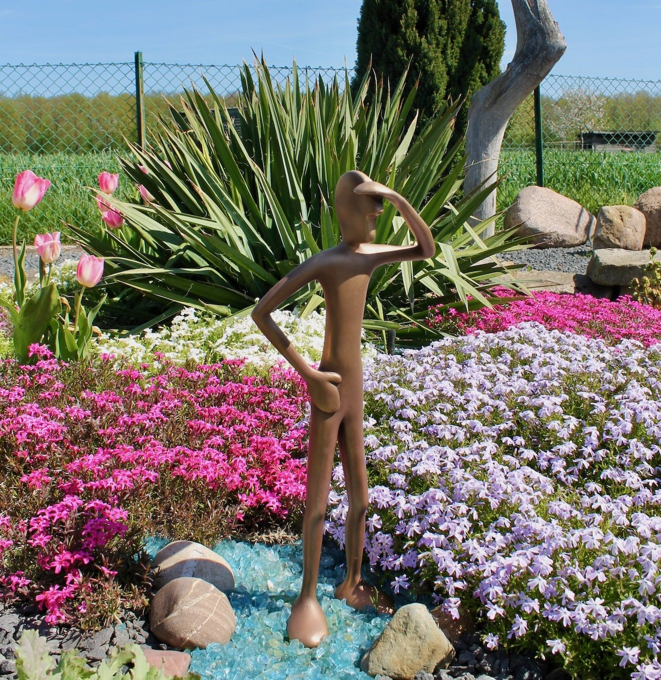 Das Bild zeigt, was eine Kundin/ein Kunde mit einer Figur der Serie Friends von Bildhauer Oliver Pohl selber gebaut hat.