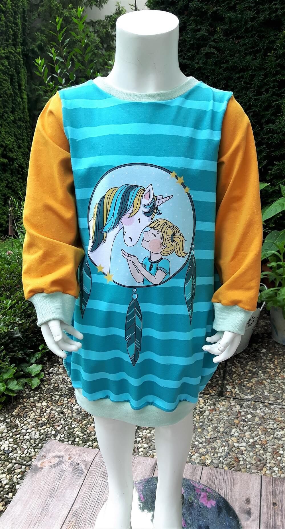 Handgemachte Mädchenkleider von Mini Tilli by Sonja