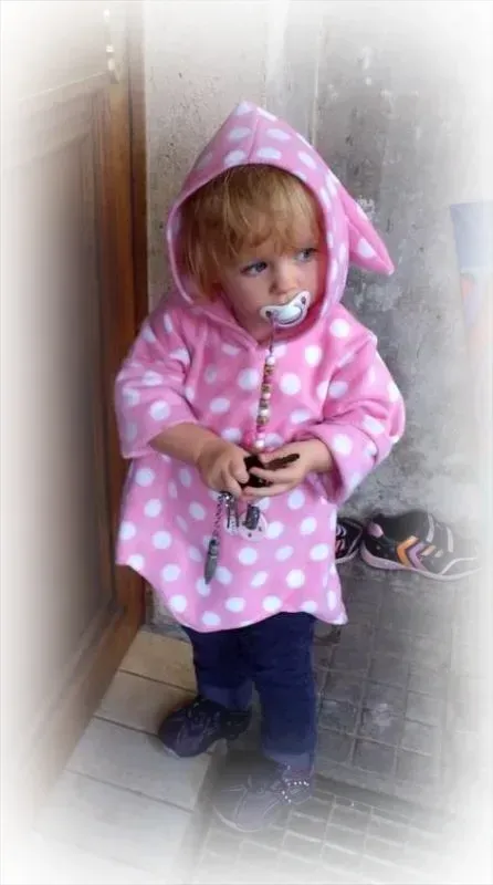 Mini Tilli by Sonja - Fleecepullover mit Kapuze für Mädchen rosa