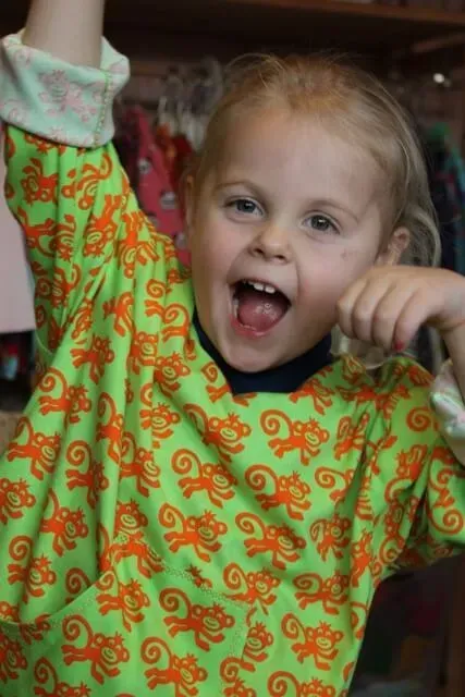 Mini Tilli by Sonja - selbstgenähte Kinderkleidung - Freude beim Tragen