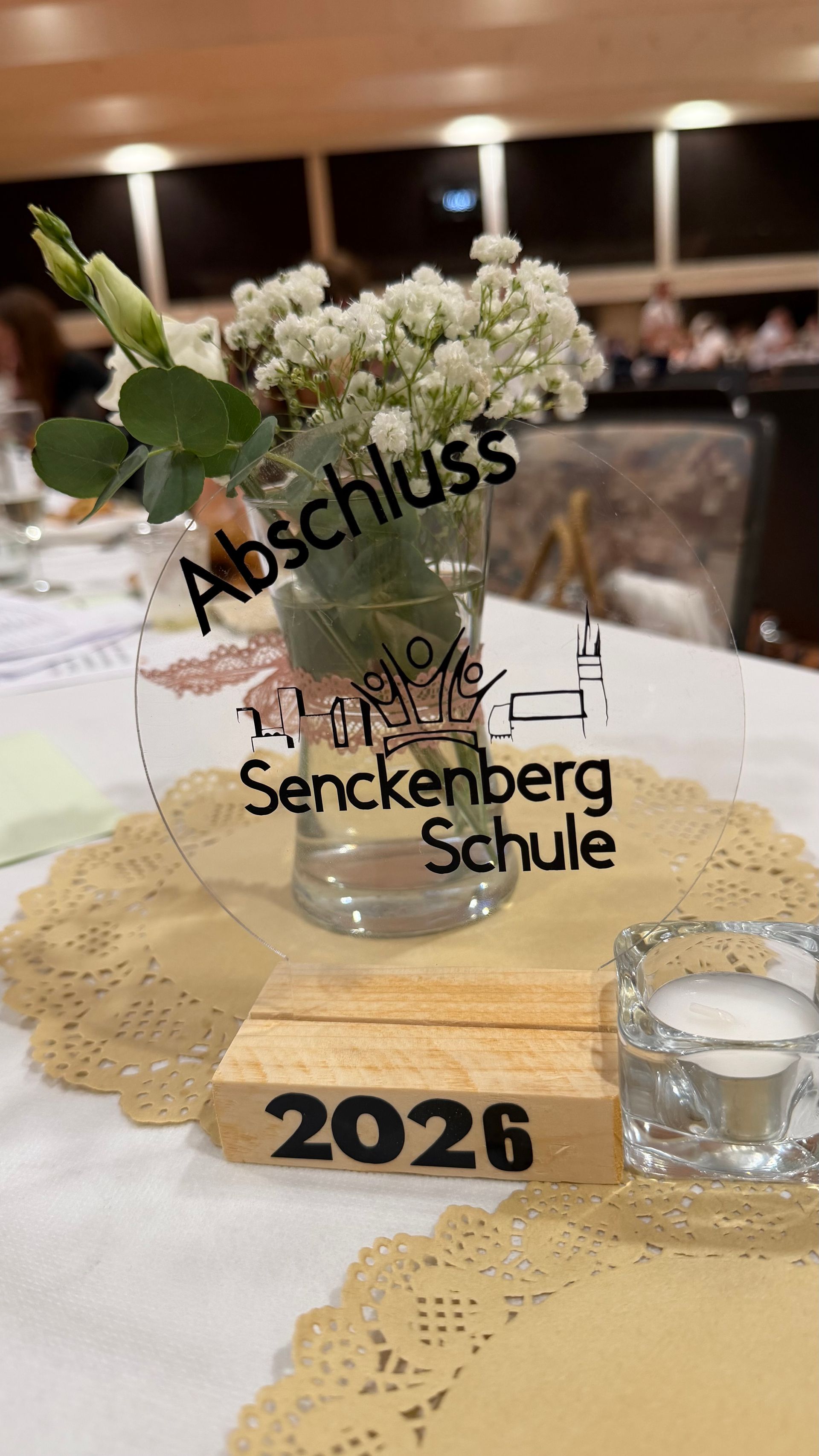 Mit einem festlichen Abschlussball verabschiedete die Johann-Christian-Senckenberg-Schule ihre Schü