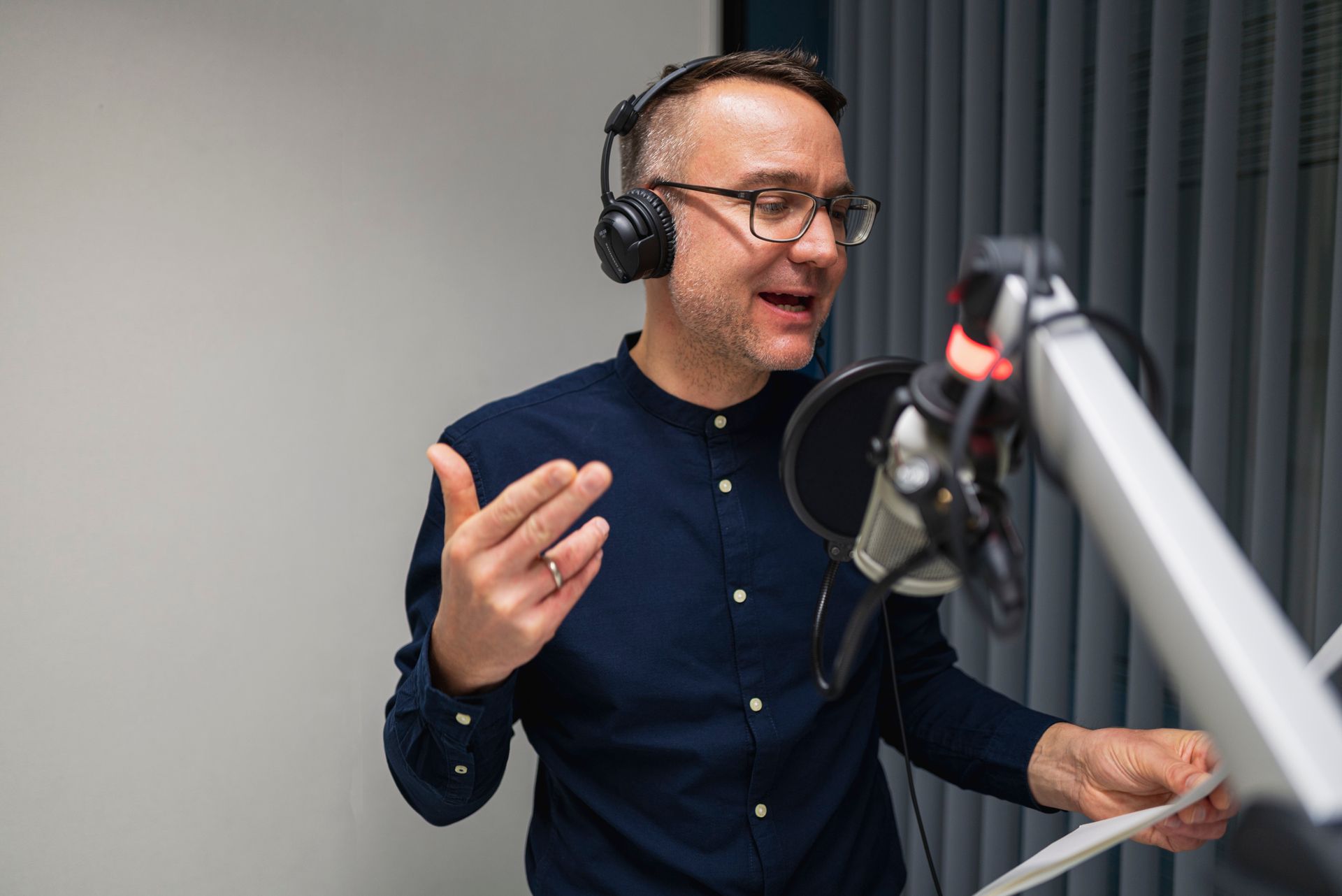 Hildebrandt Medientraining Torben Hildebrandt, NDR, im Hörfunkstudio