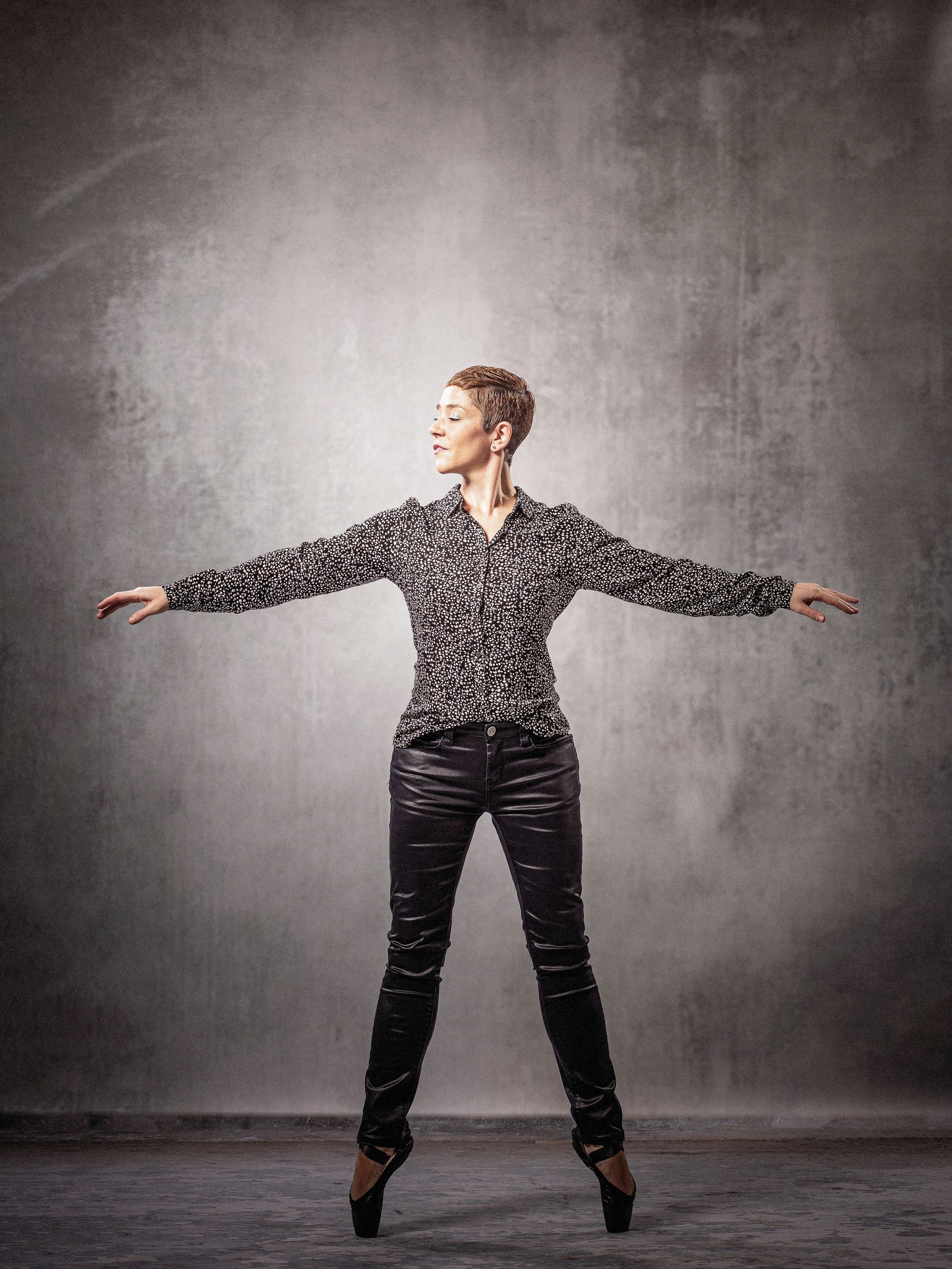 Ballet Bilbao
Estudio de Ballet Clásico Teresa González Ardanaz
Escuela Ballet Bilbao
Academia Ballet Bilbao
Clases Ballet Bilbao Indautxu
Libia Díaz Arrive