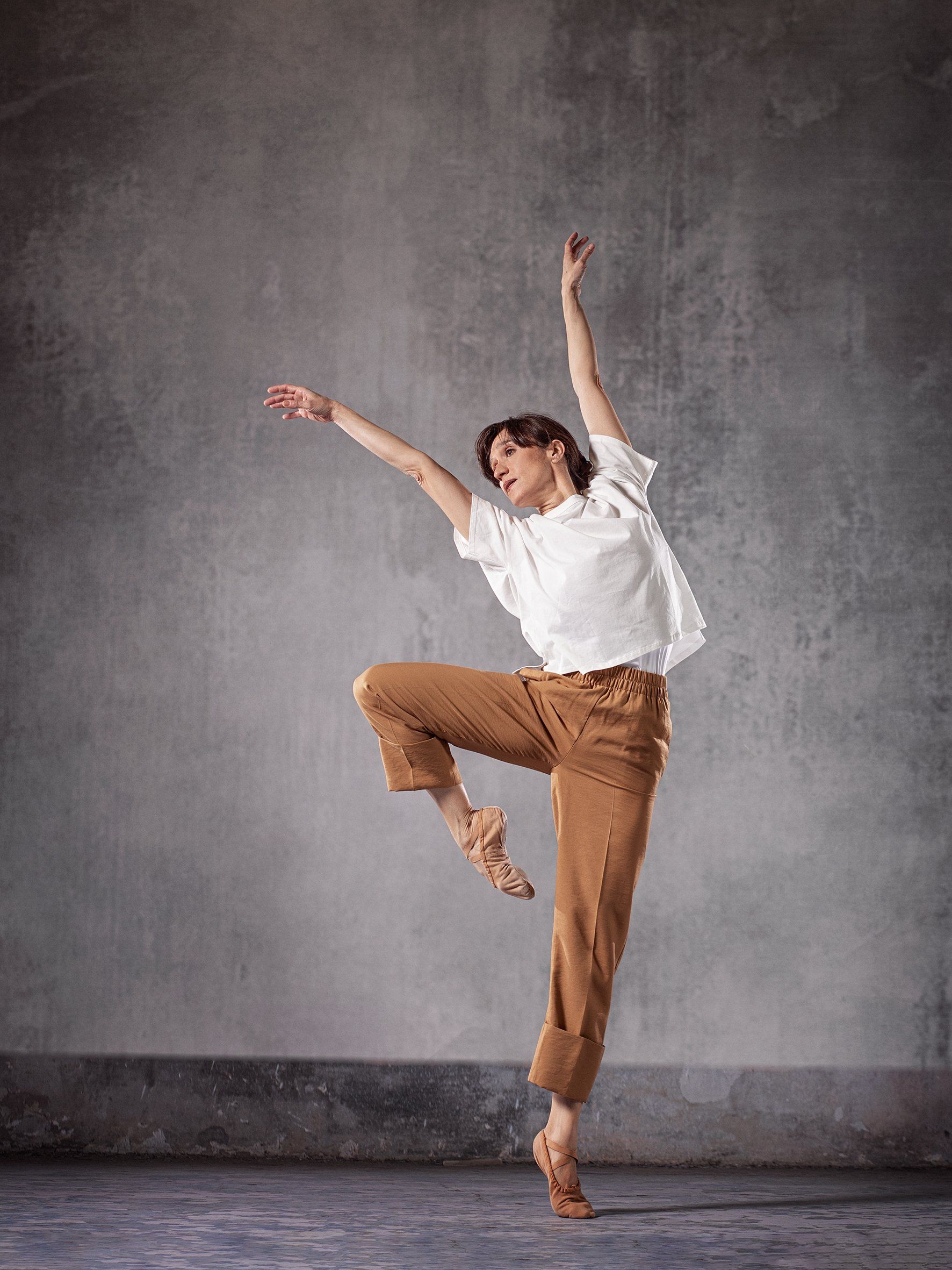 Clases de Contemporáneo Danza Contemporánea Estudio de Ballet Clásico Teresa González Ardanaz Escuela Academia bilbao