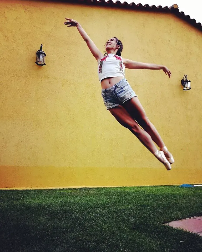 Ballet Bilbao 
Estudio de Ballet Clásico Teresa González Ardanaz 
Escuela Ballet Bilbao
 Academia Ballet Bilbao 
Clases Ballet Bilbao Indautxu
Elara Ortiz Martija