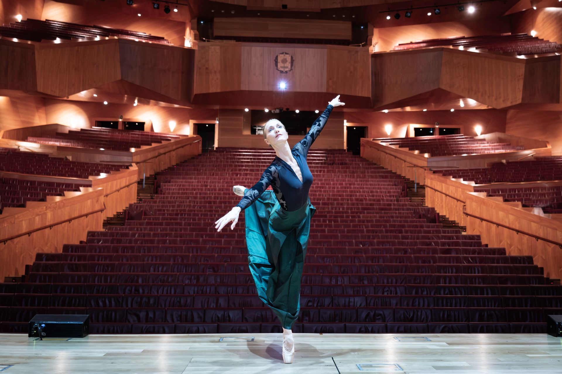 Ballet Bilbao 
Estudio de Ballet Clásico Teresa González Ardanaz 
Escuela Ballet Bilbao
 Academia Ballet Bilbao 
Clases Ballet Bilbao Indautxu
Teresa González Ardanaz