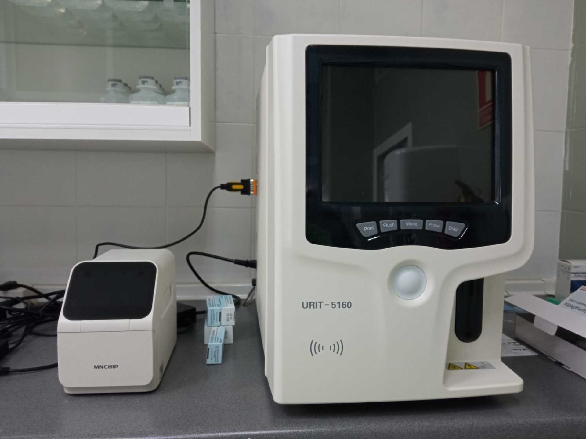 clinica veterinaria dakota azuqueca de henares guadalajara analitica bioquima hematologia laboratorio gosbi peluqueria canina