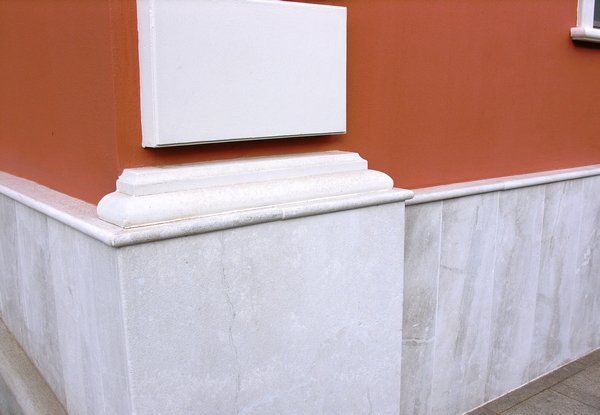 Rivestimento in Marmo di Orosei granigliato