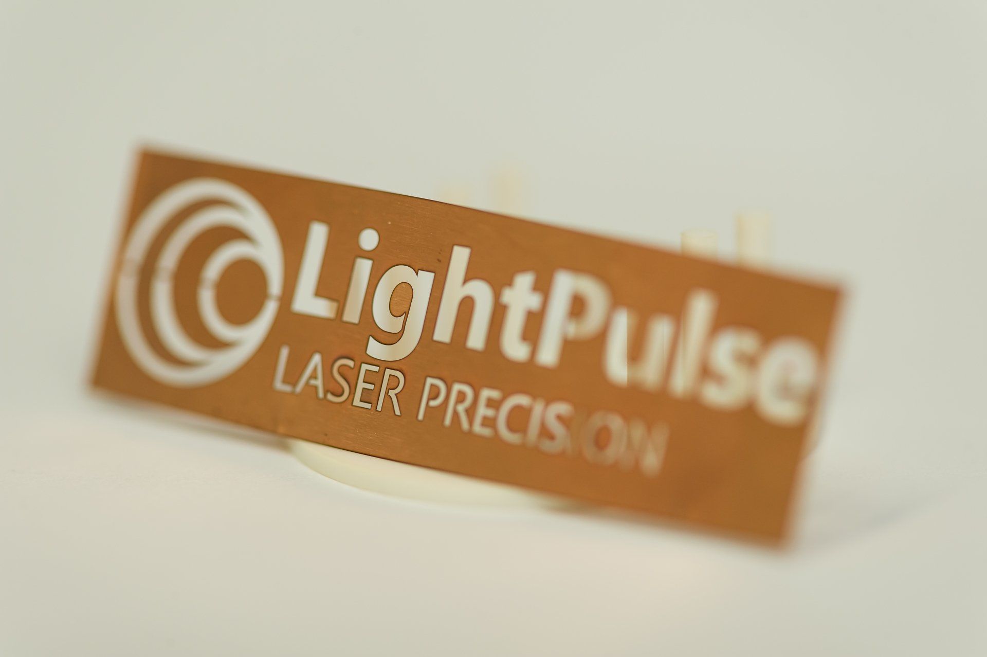 Laser-Feinschnitte in Kupfer