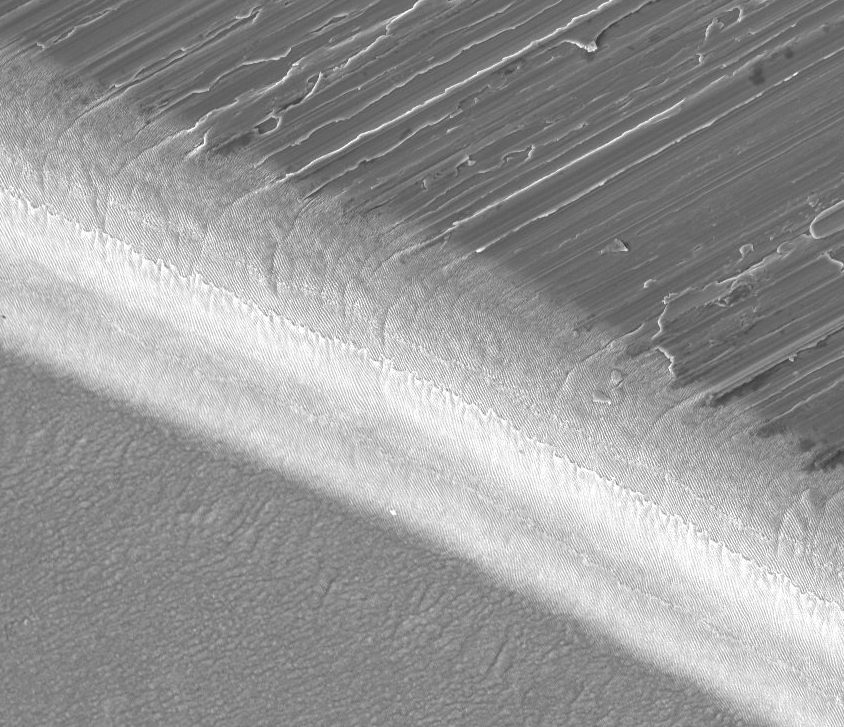 Highest surface quality when engraving with the ultrashort pulse laser