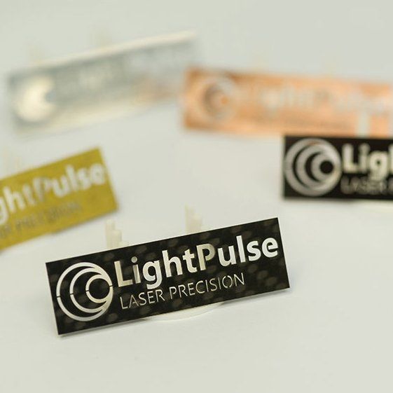 Mit dem Ultrakurzpuls-Laser bearbeitbare Materialien