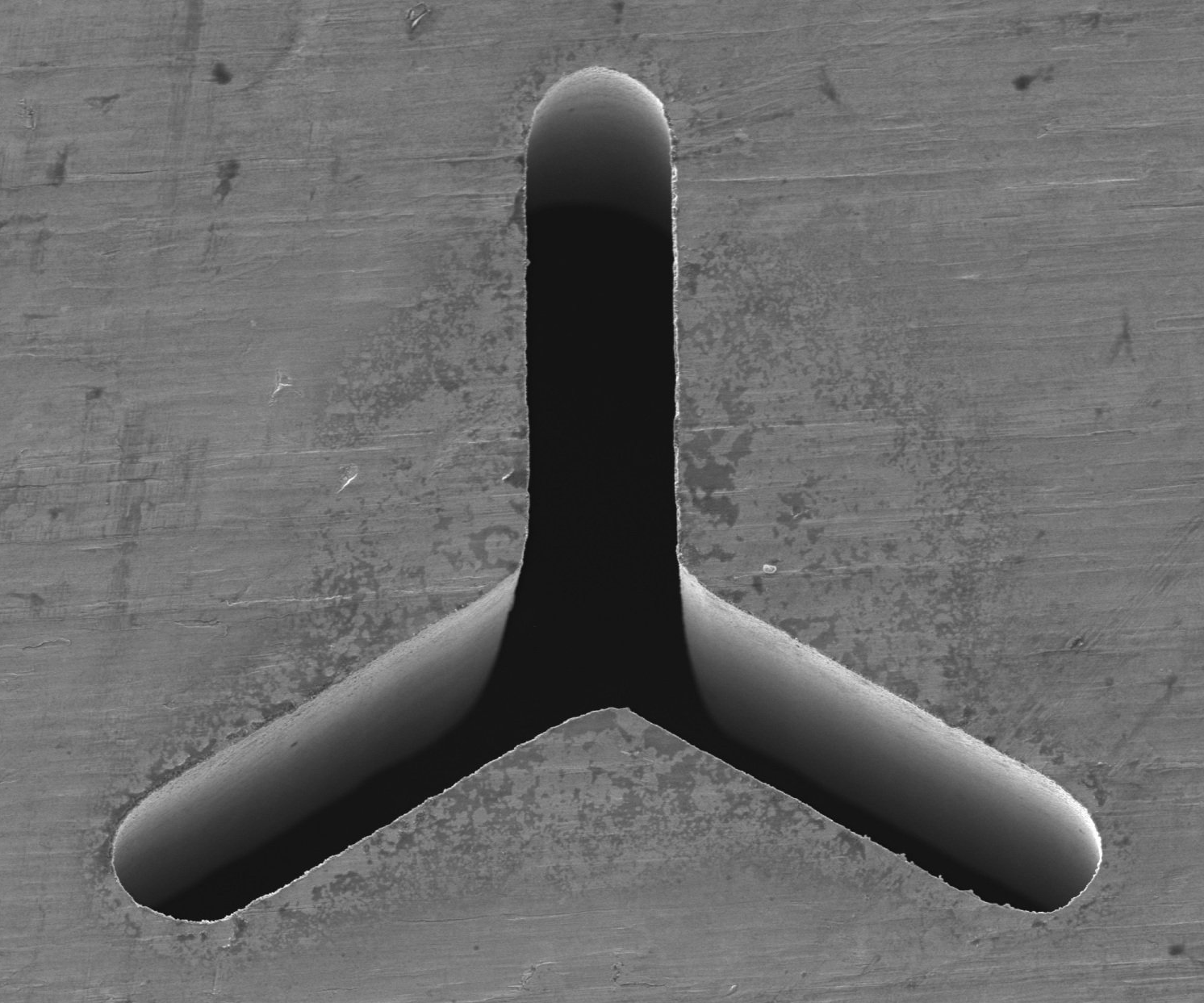 Laser drilling with the ultrashort pulse laser