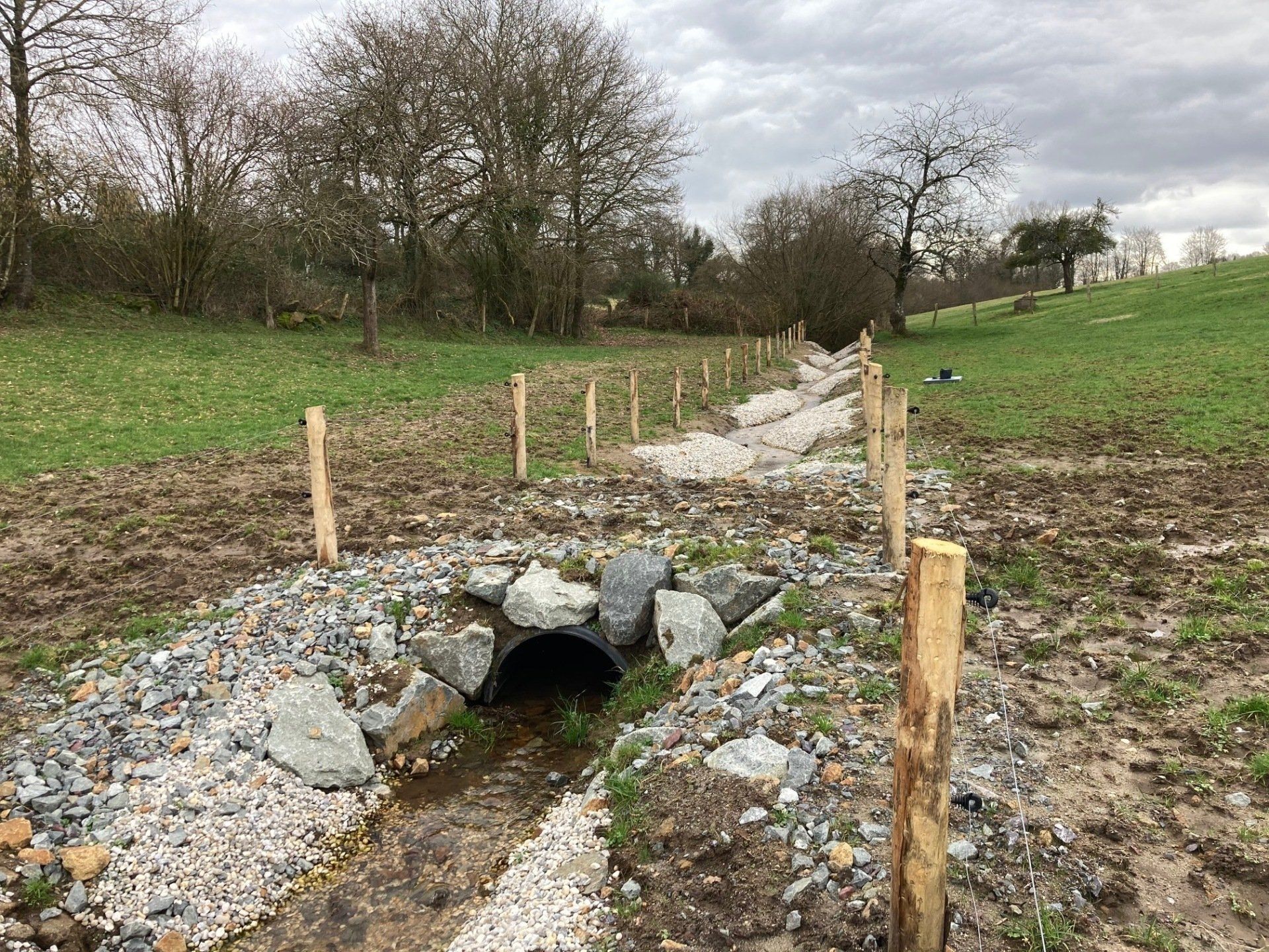 Débusage de cours d'eau