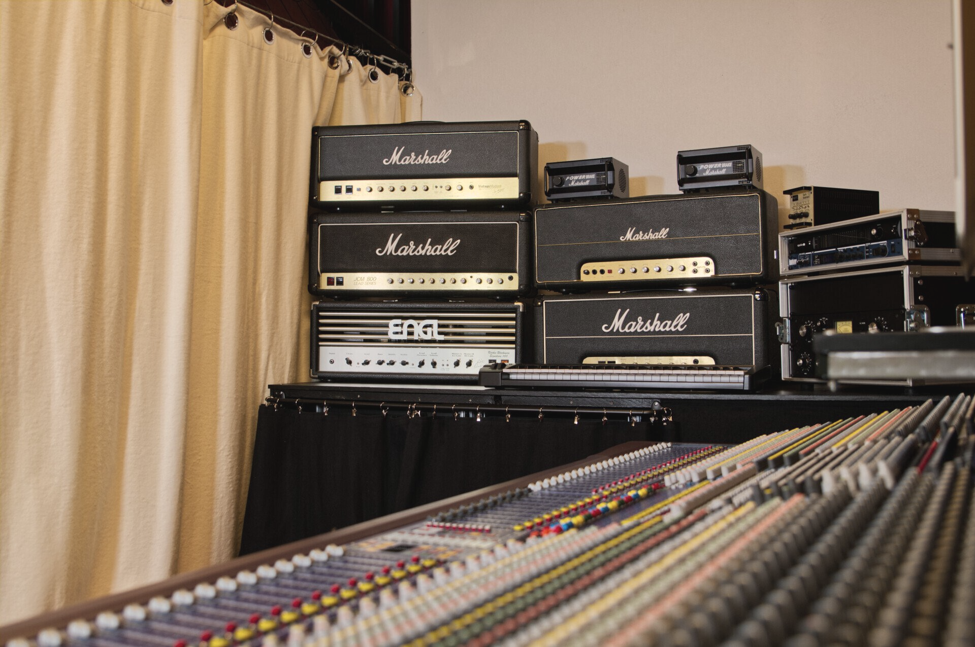 Verstärker Ecke; Tonstudio Verstärker