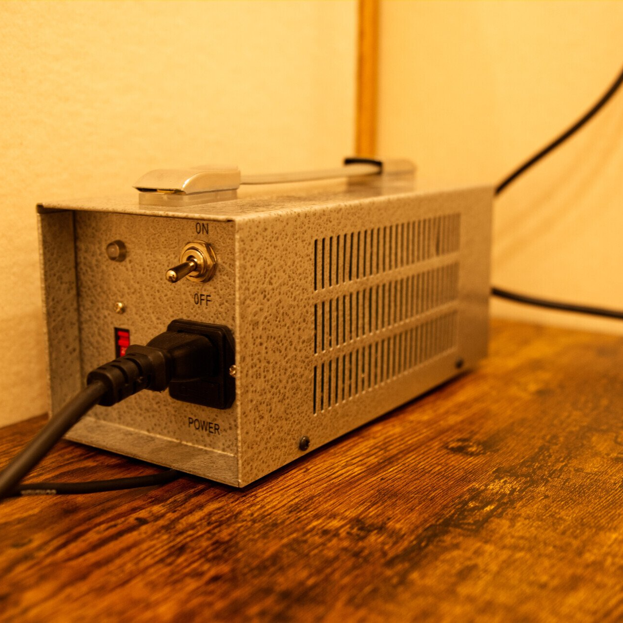 Power Supply; Peluso Netzgerät