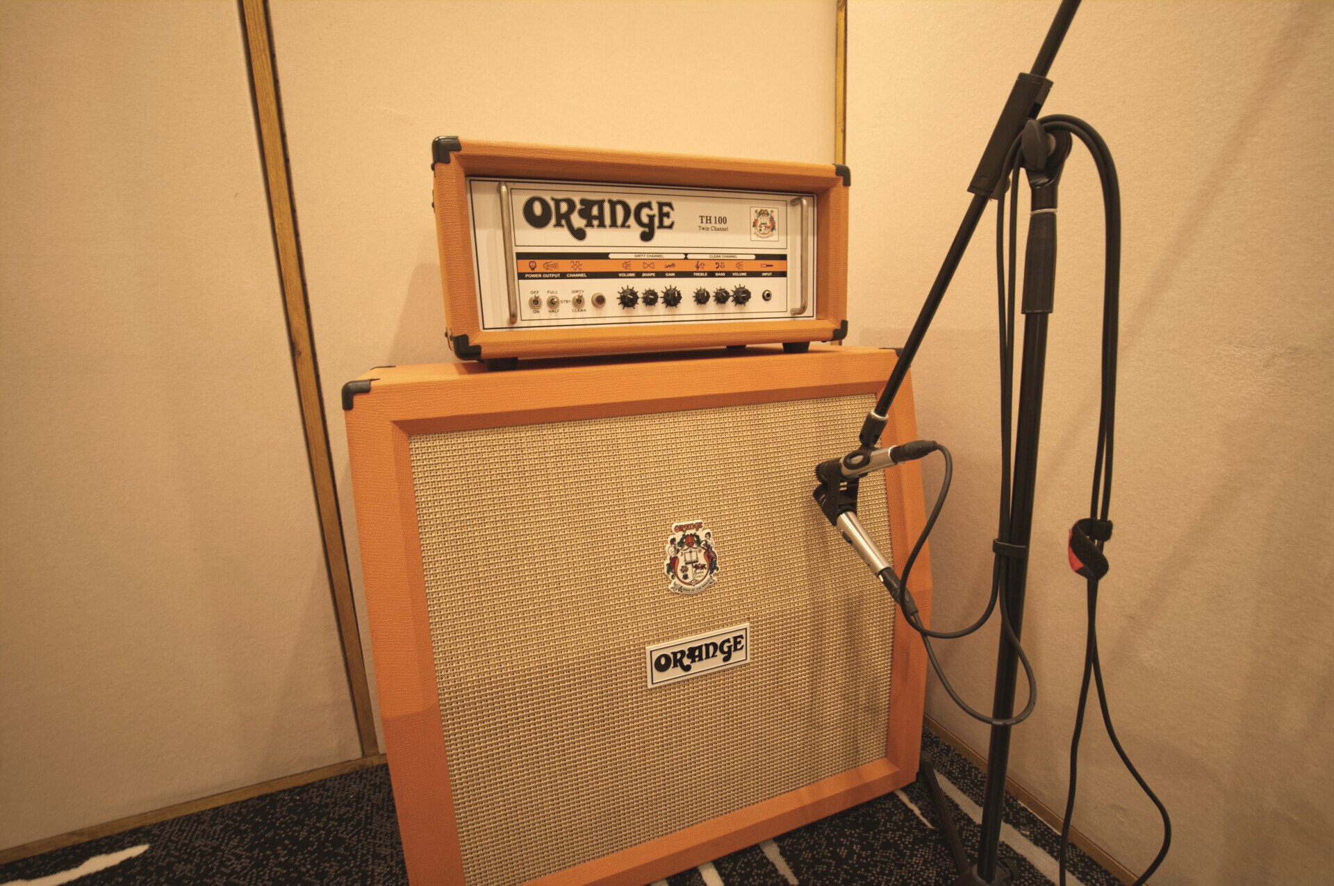 Orange TH100; Orange PPC412; Gesangsraum