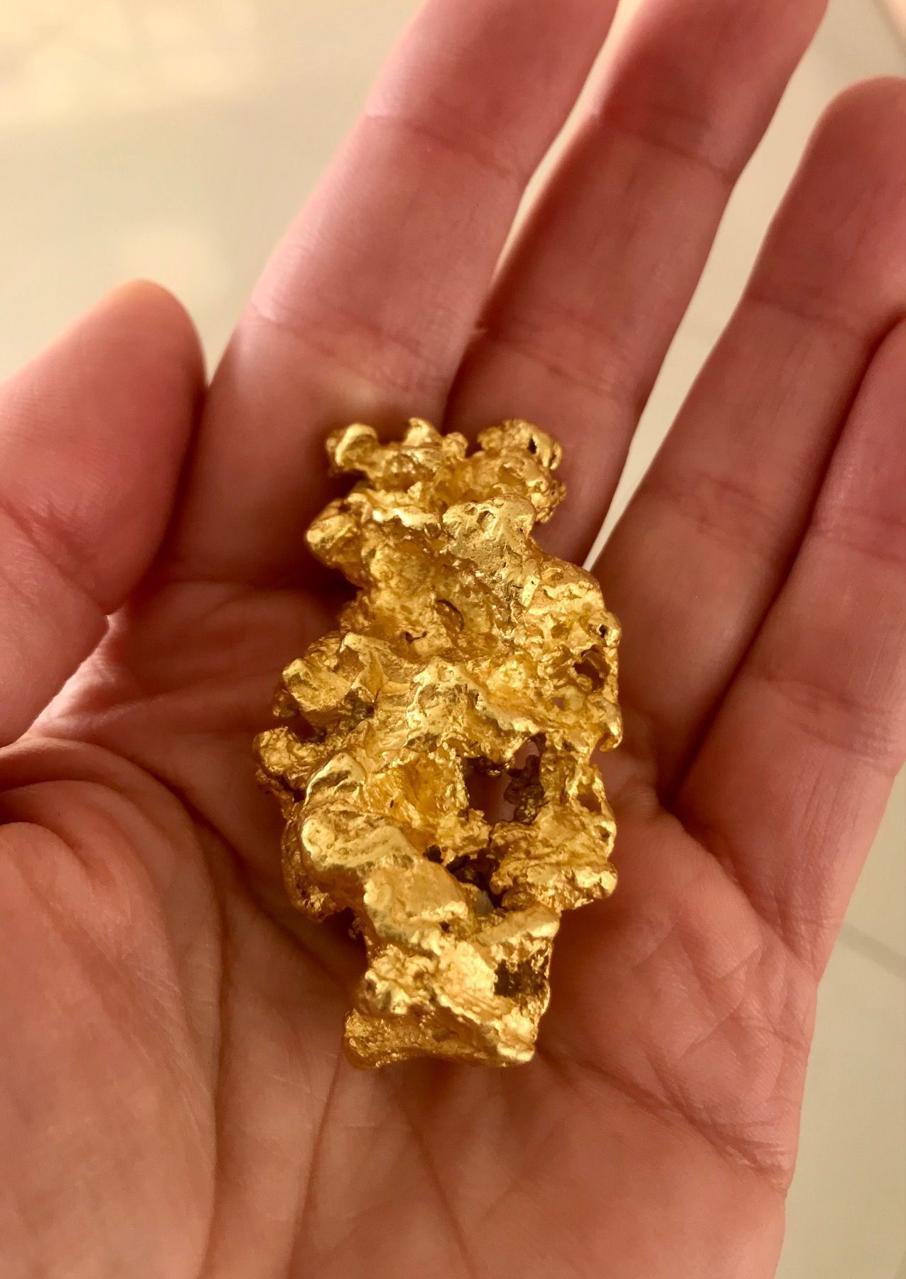 Pépite d'or brute de Maevatanana, Madagascar. Kin&Bo