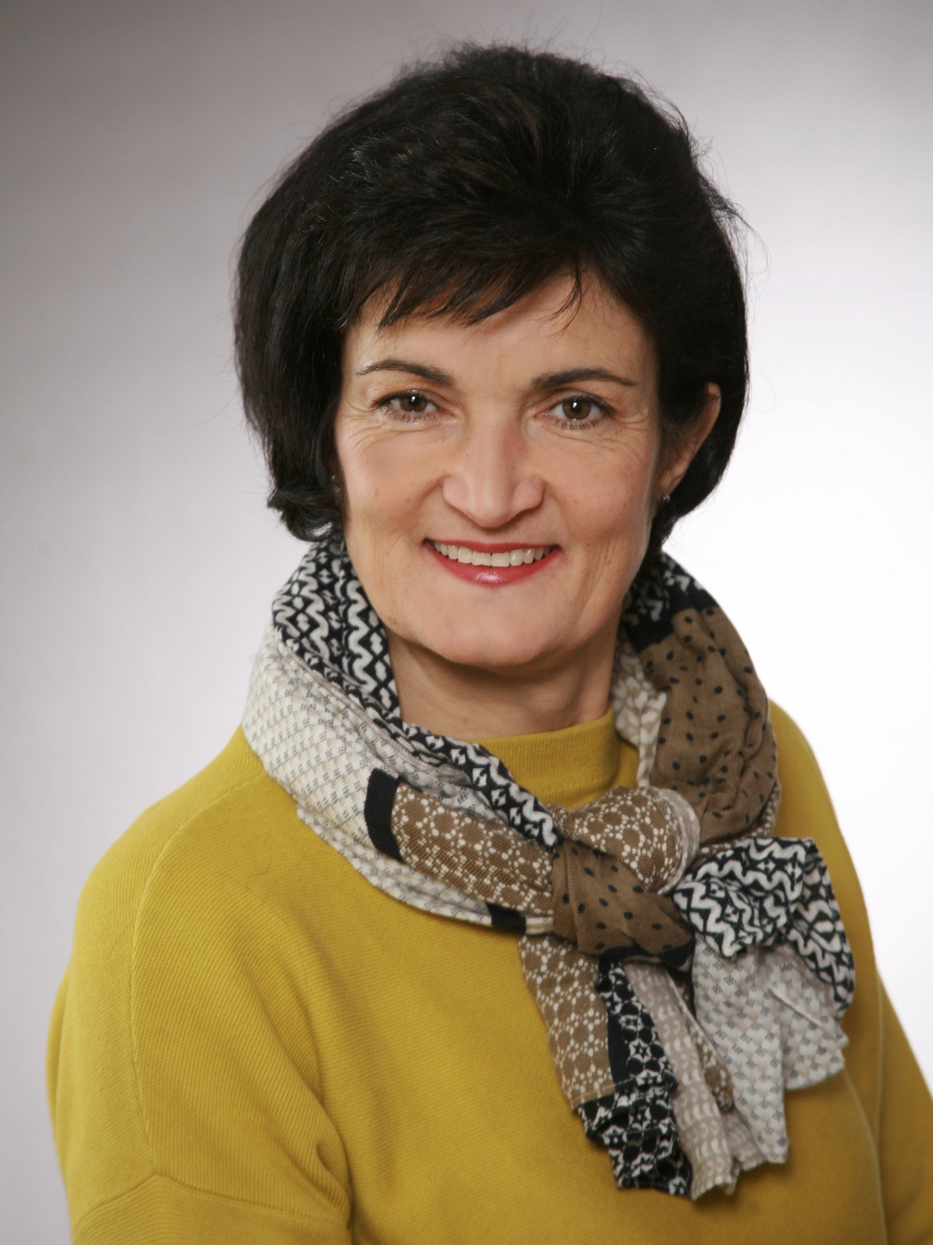 Stadträtin, 1. Vorstand der Freien Wähler, 1. Vorstand der Genossenschaft Dorfwirtschaft Asten eG Maria Kellner Stadträtin