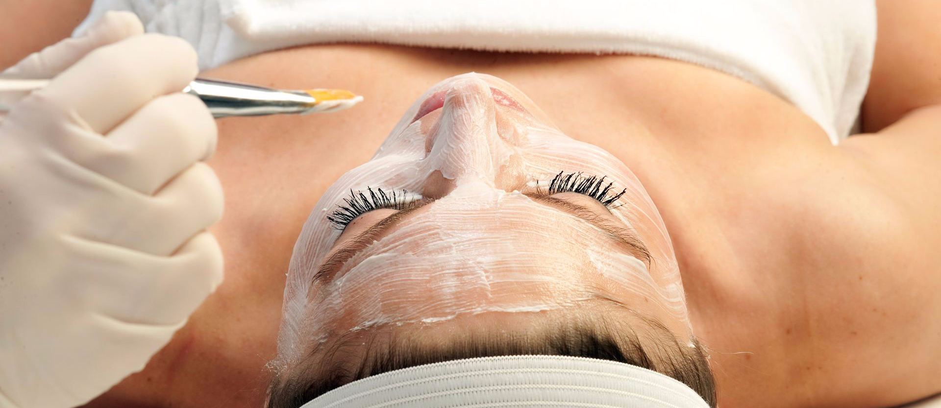 Medik8 facials, microdermabrasion facials, hydra facials, skin tightening facial