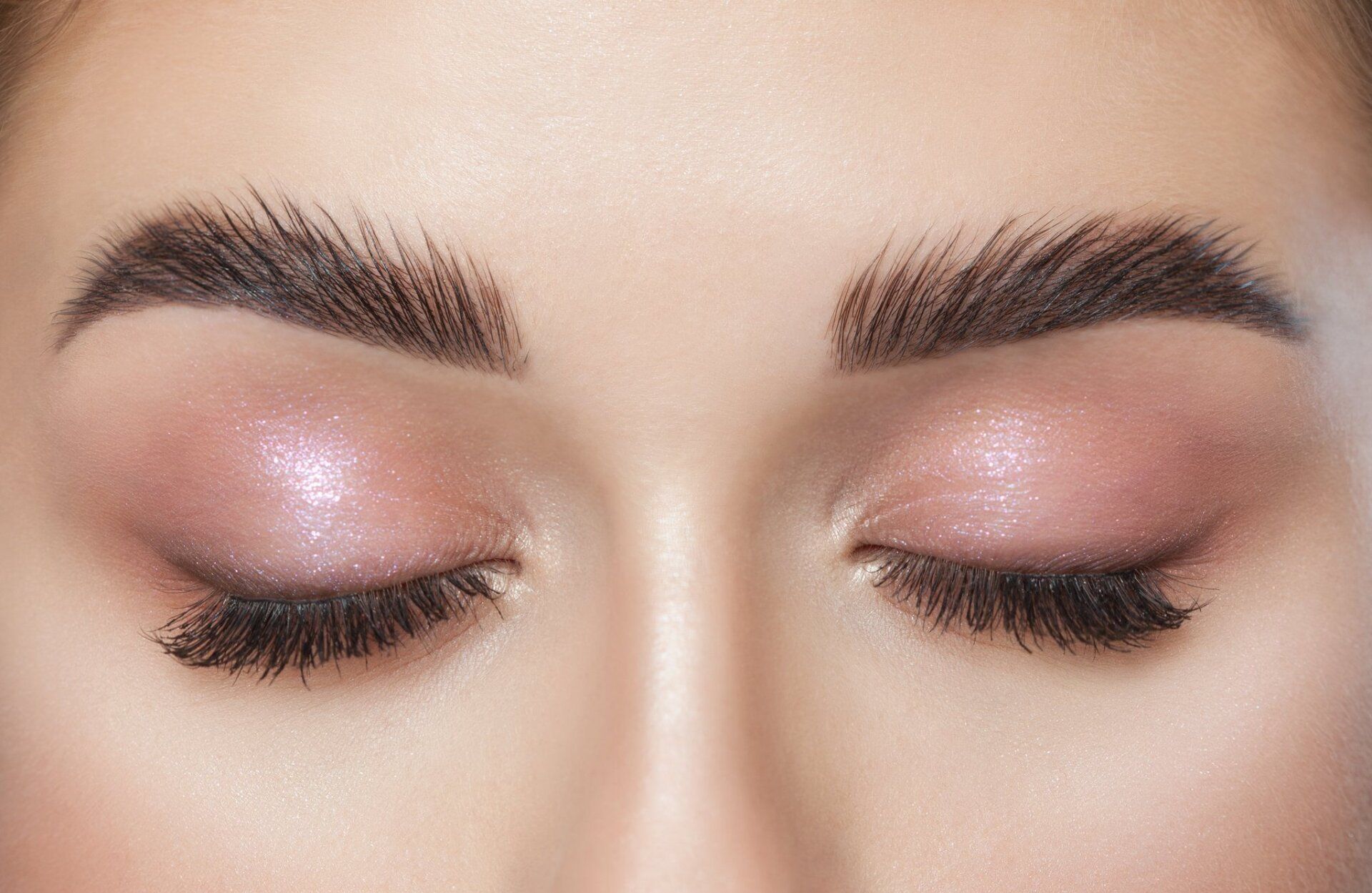 Eyelash extensions, lvl lash lift, brow lamination, eyebrow waxing, tint and shape, Norwich,High Grade House Norwich