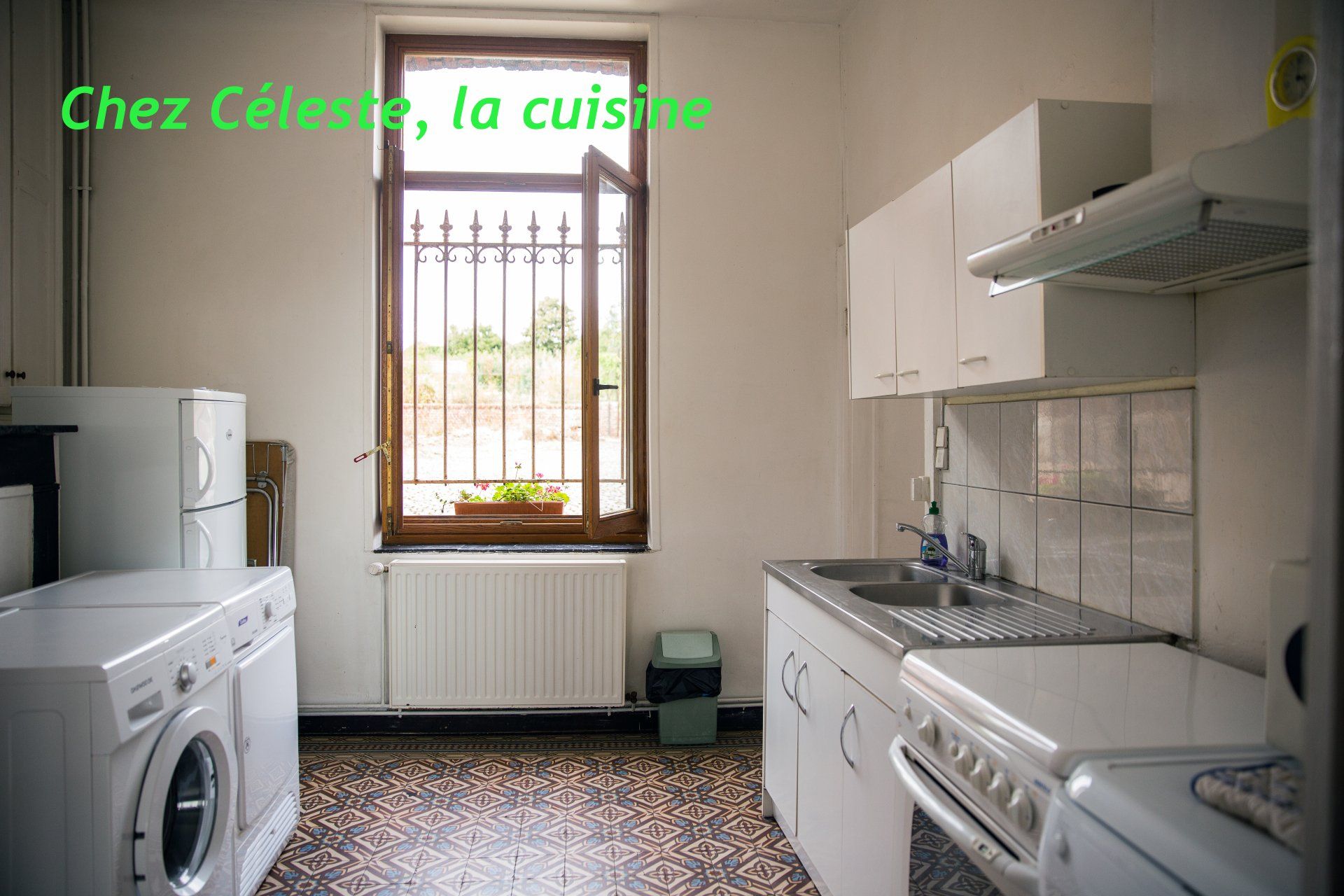 La cuisine Chez Céleste La cuisine Chez Céleste