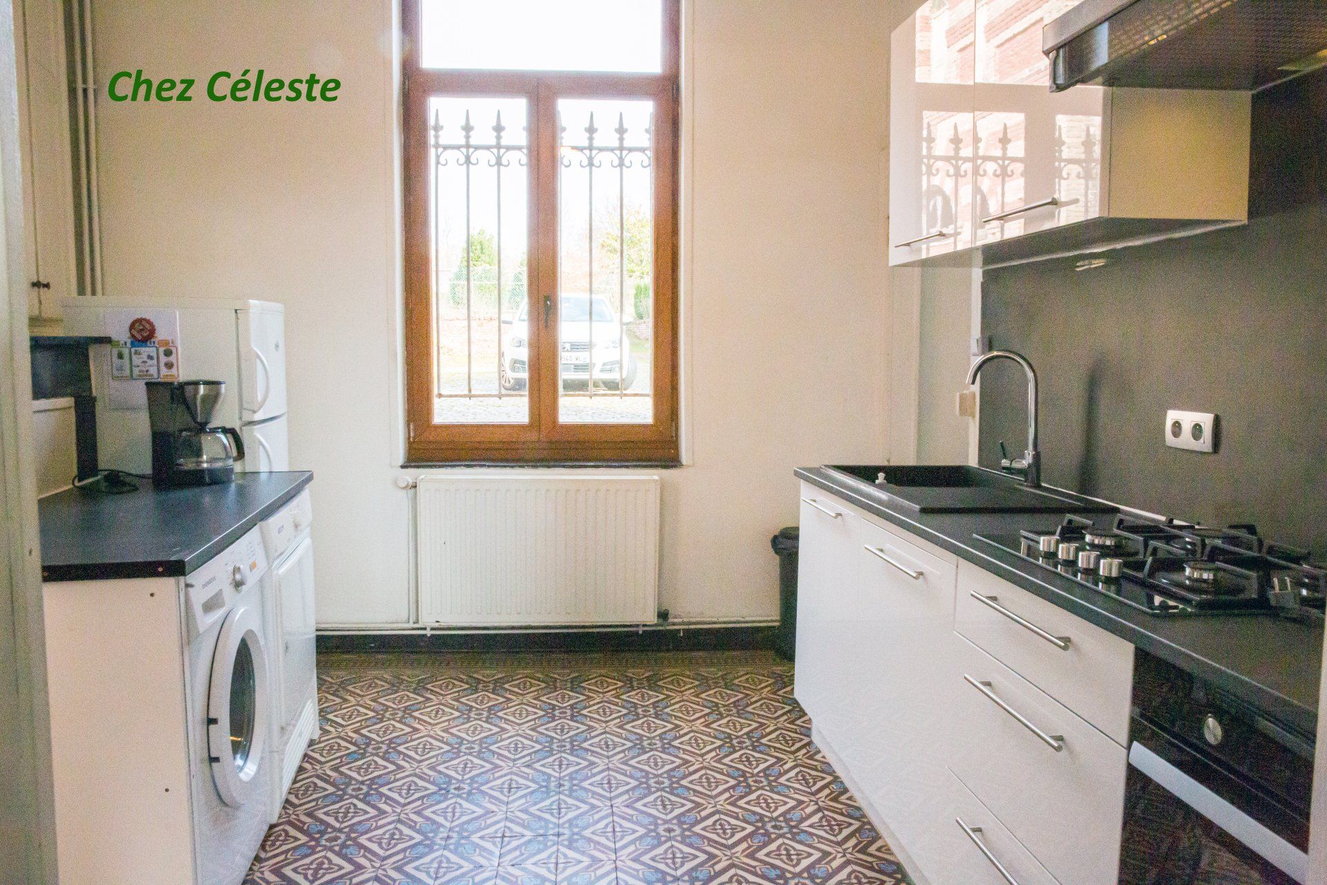 La cuisine Chez Céleste La cuisine Chez Céleste